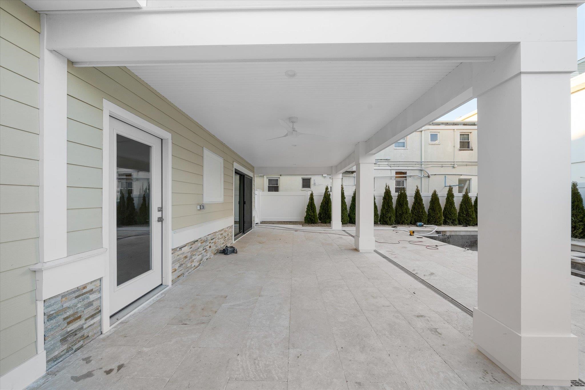 405 E 10th Avenue