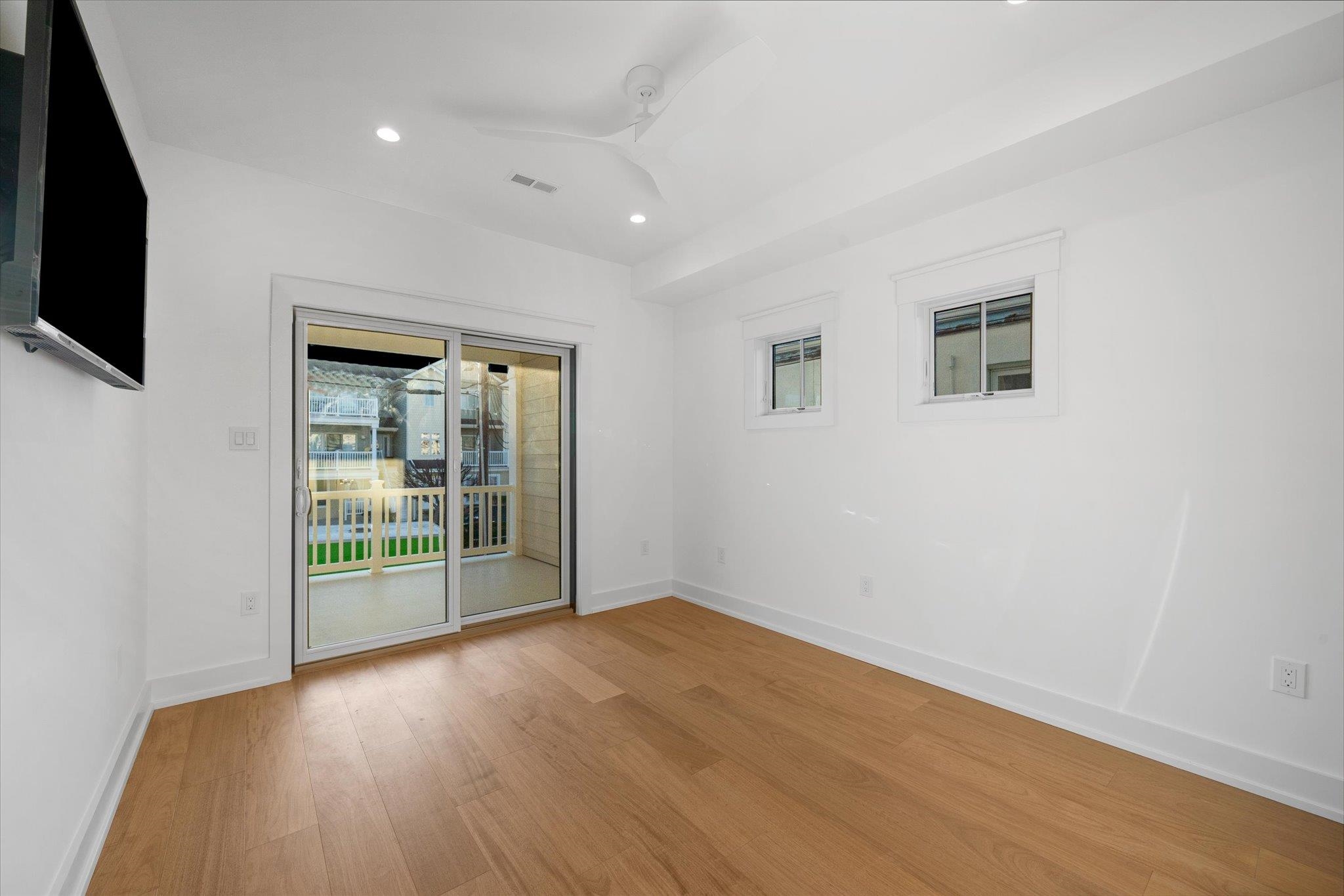 405 E 10th Avenue