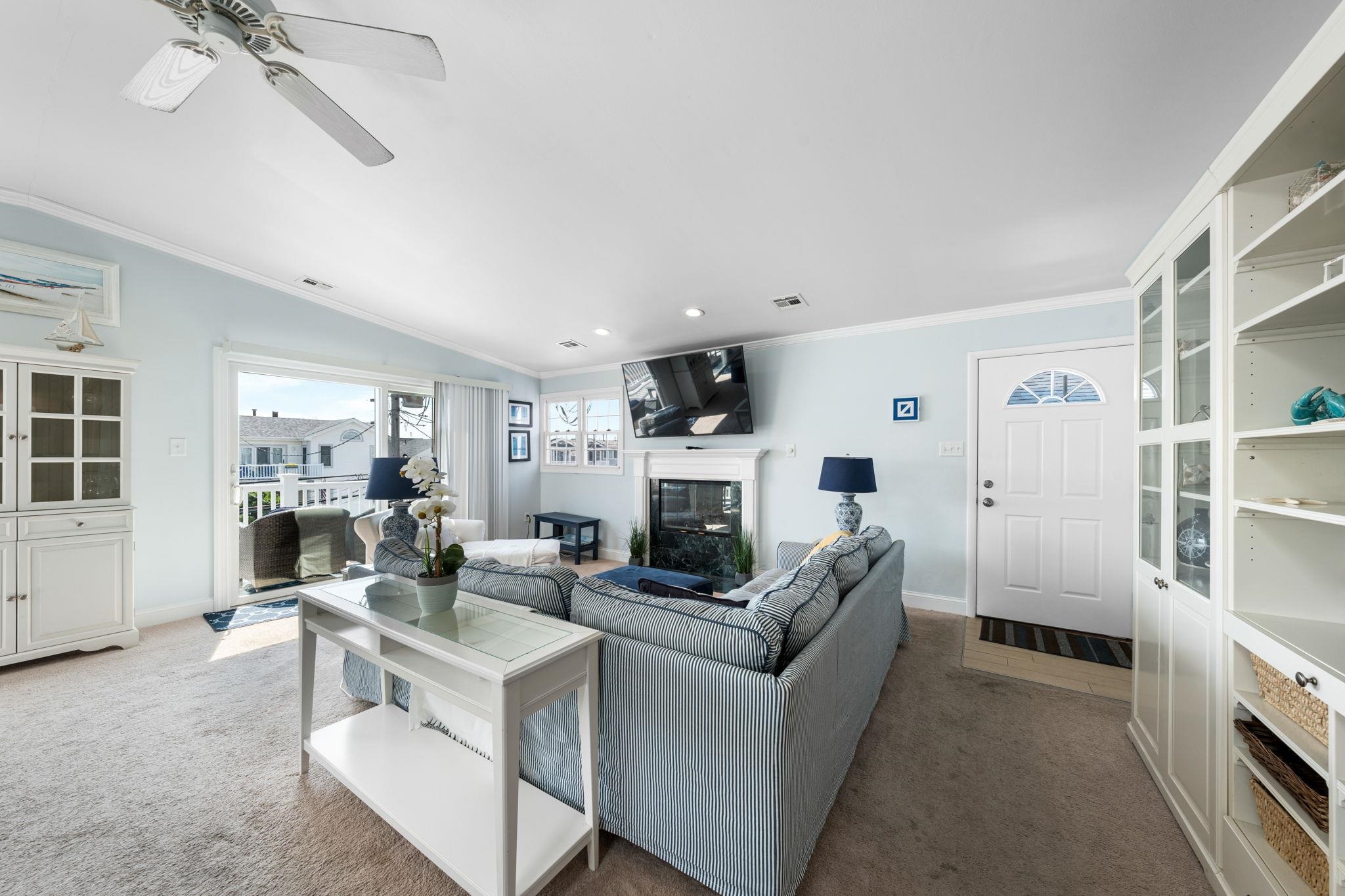 5414 Central Avenue Unit: 2nd floor