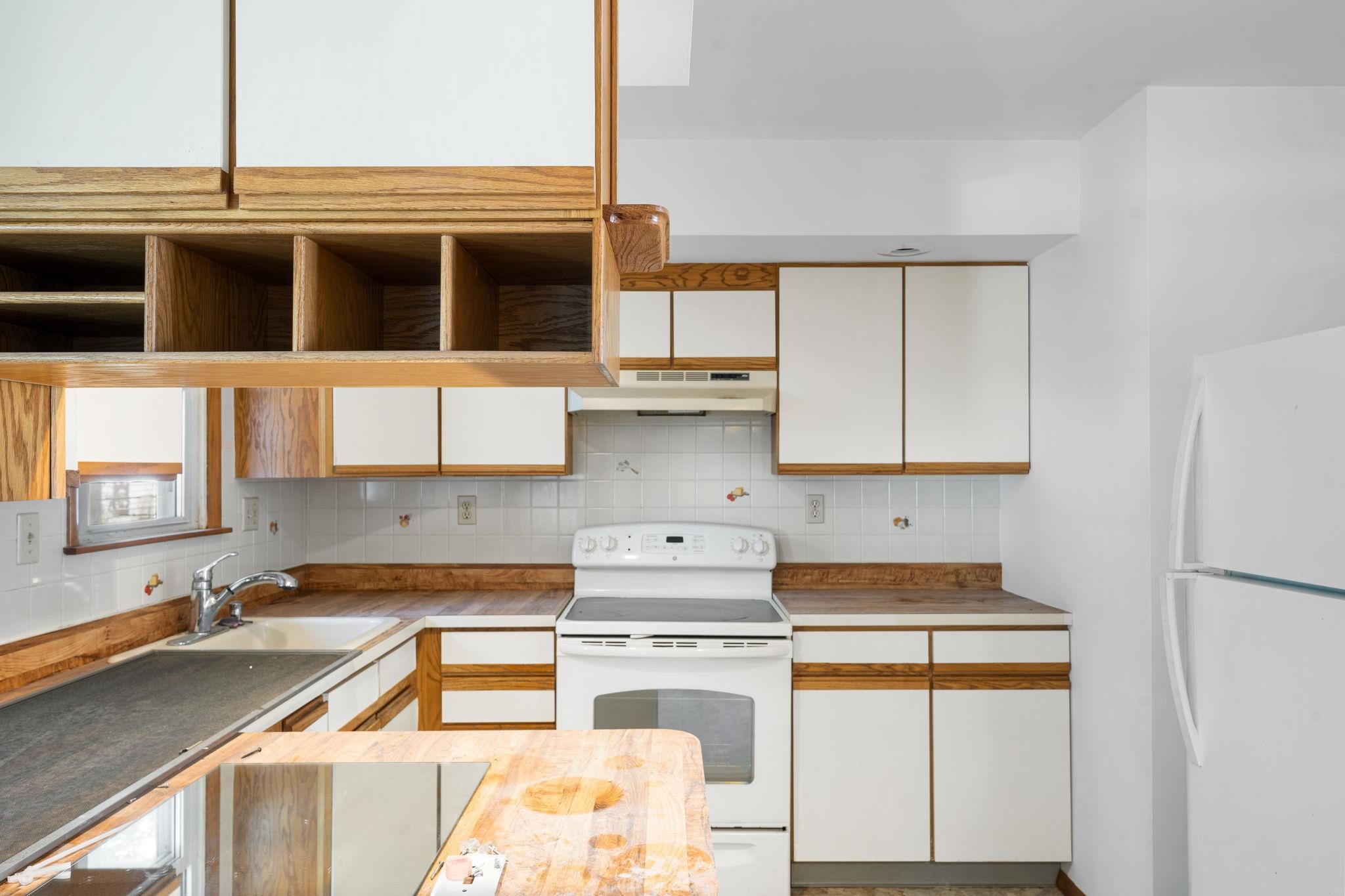 521 E Tampa