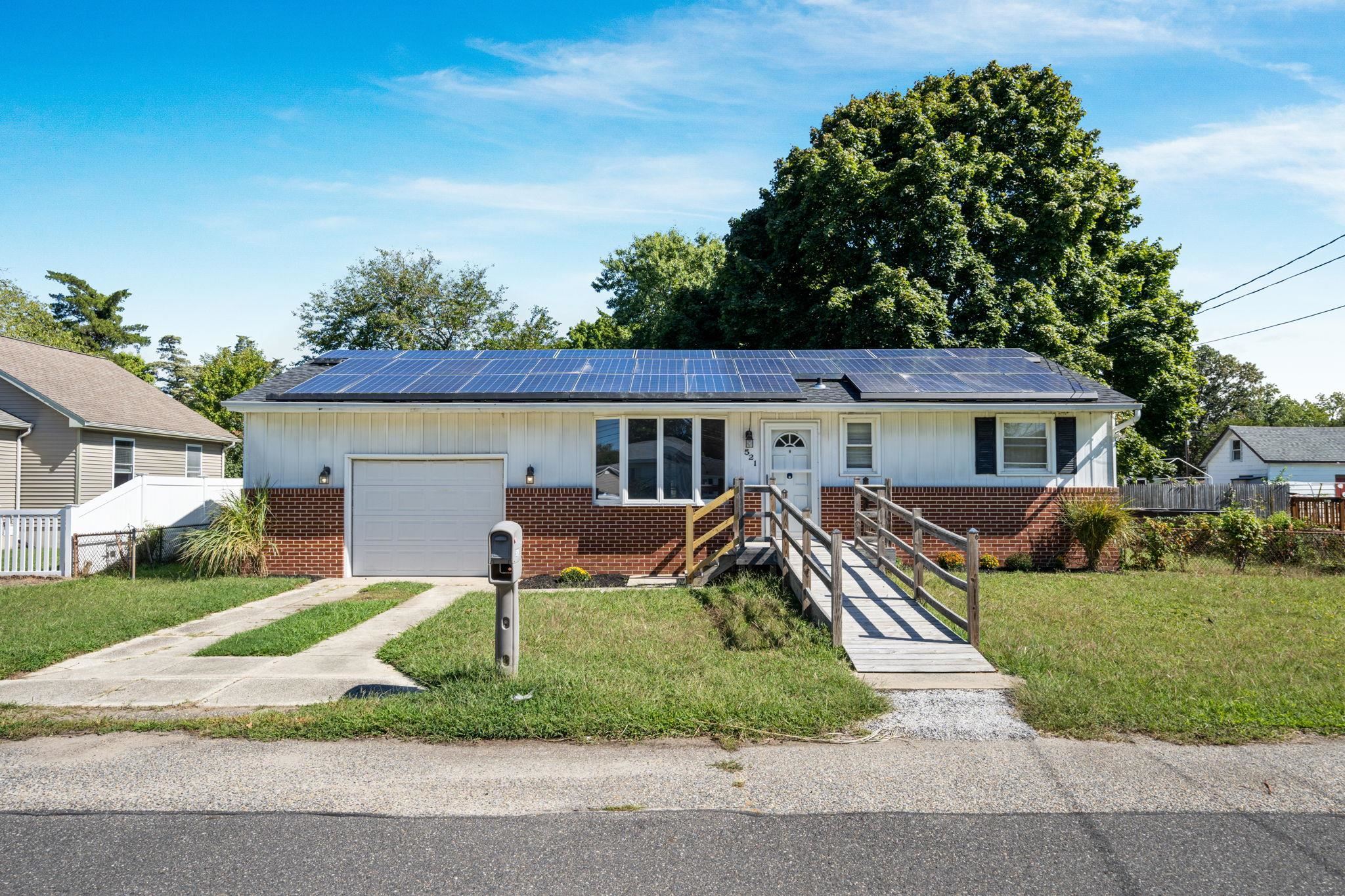 521 E Tampa