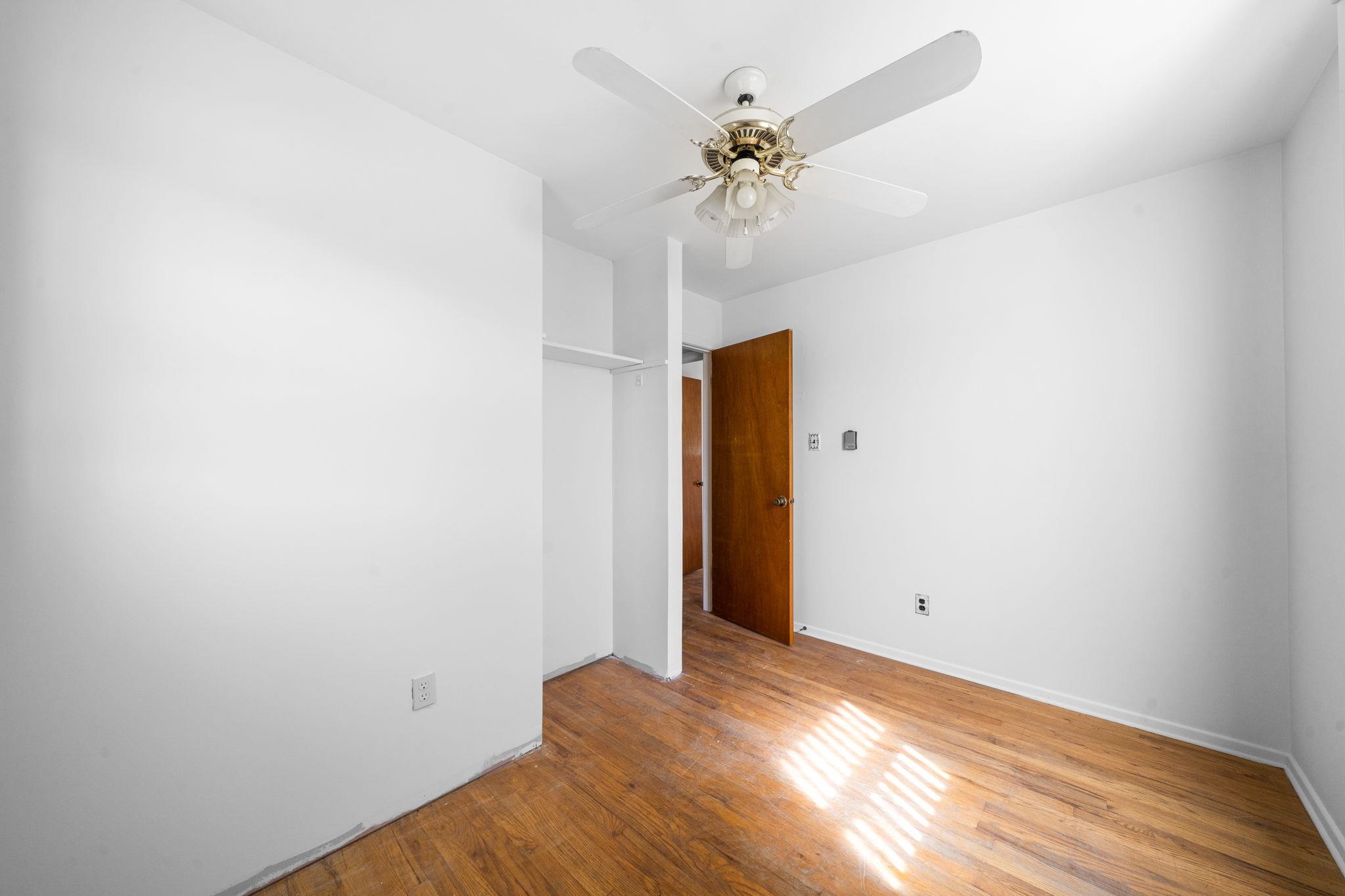 521 E Tampa