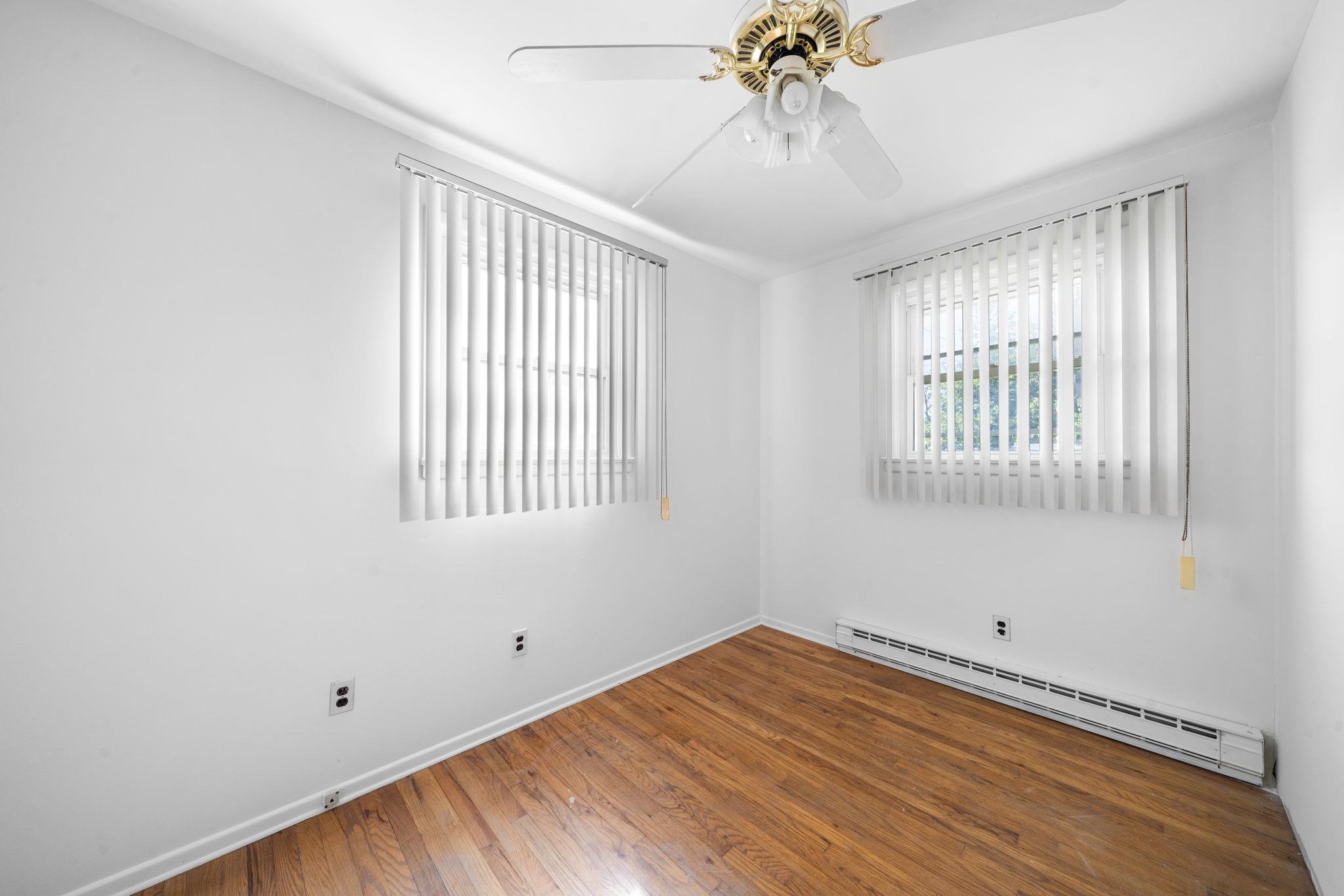 521 E Tampa