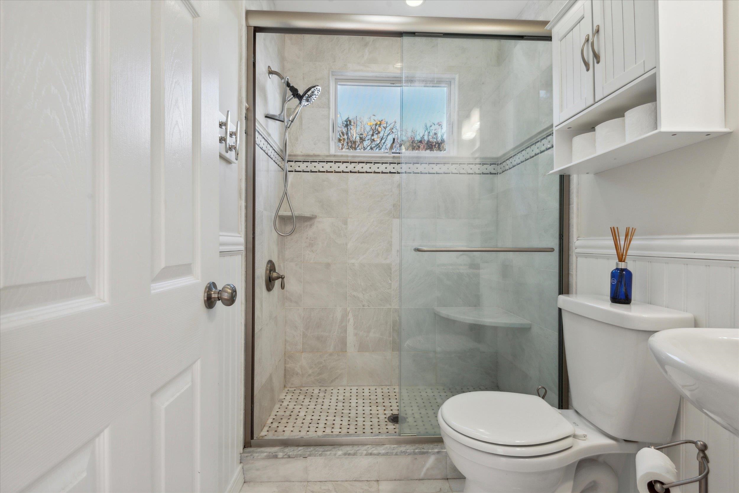 413 98th Street Unit: first floo