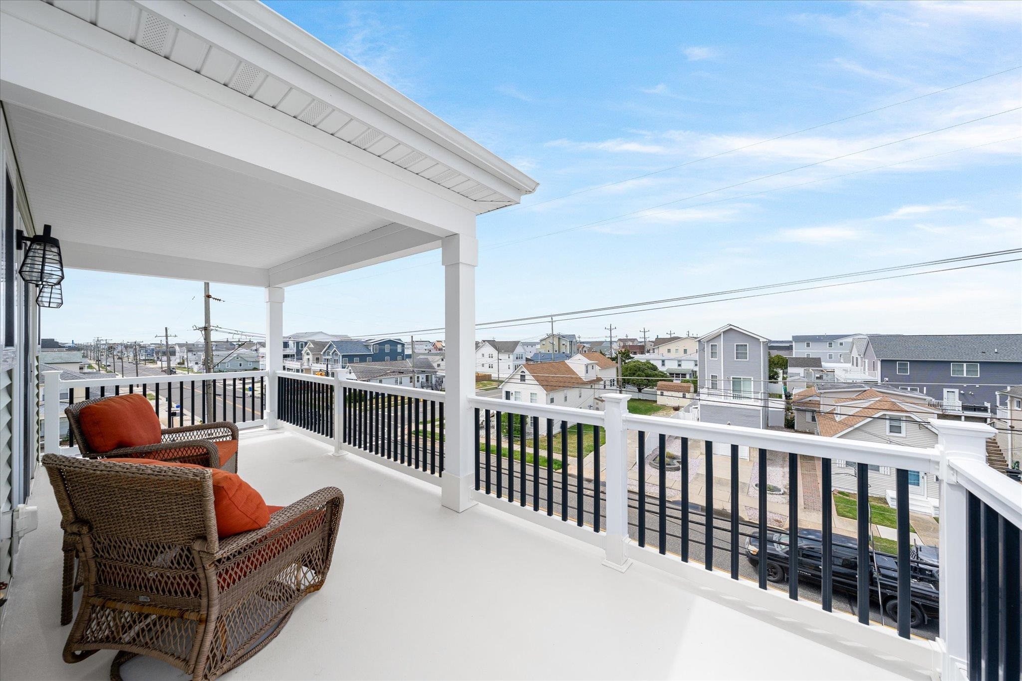 907 New York Avenue