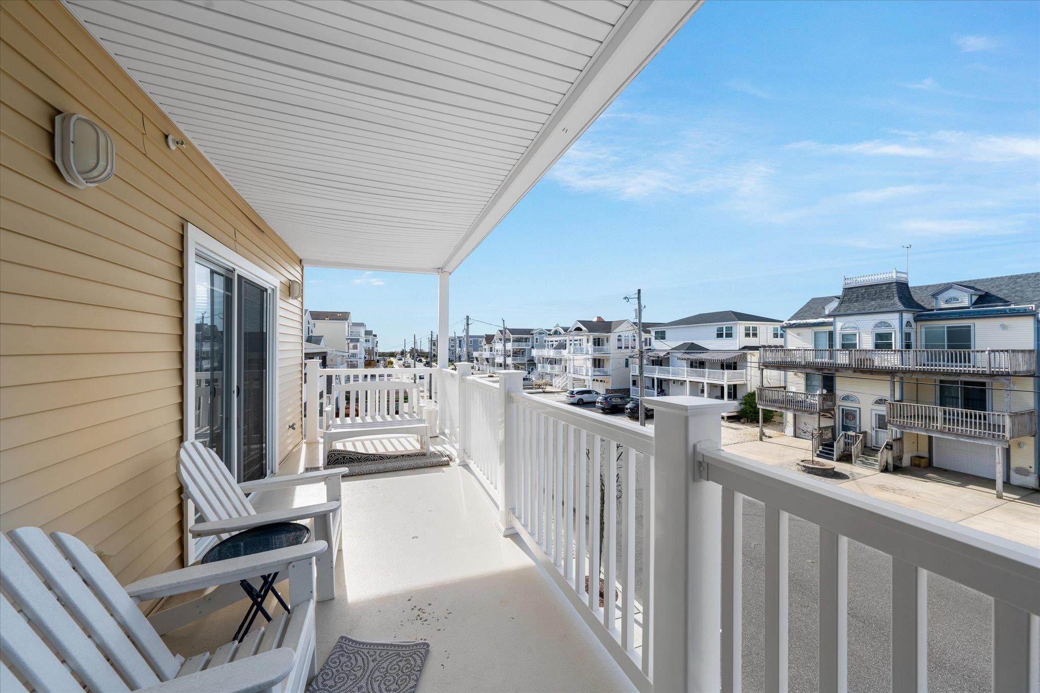 8609 Landis Avenue Unit: 204