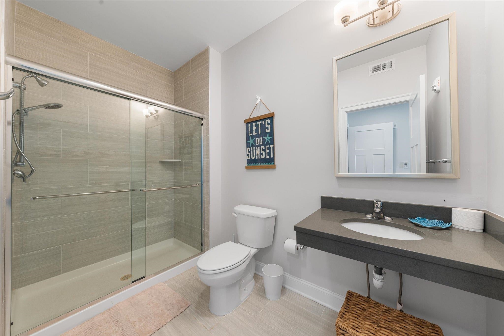 8609 Landis Avenue Unit: 204