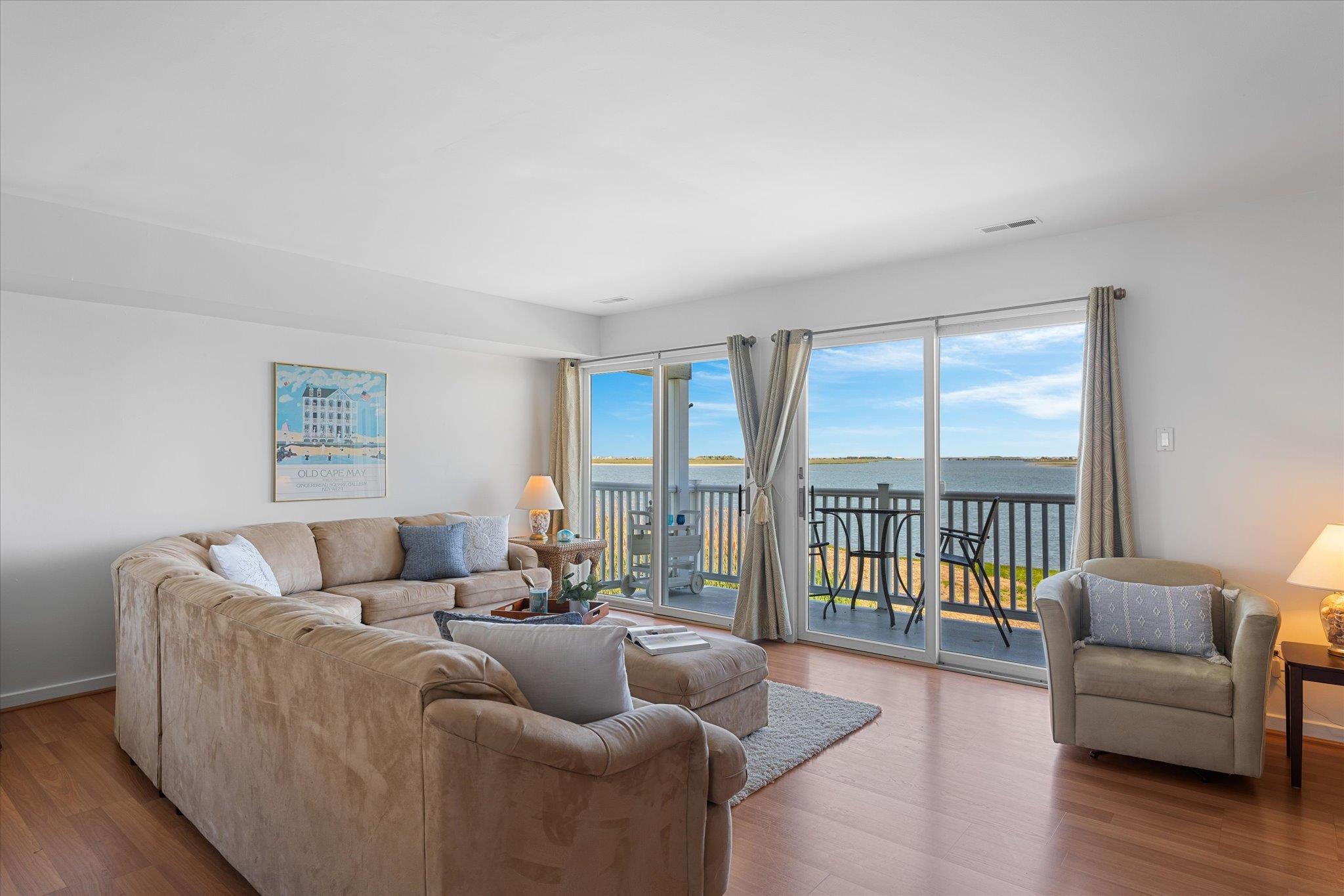 400 E Marina Court Unit: 205B