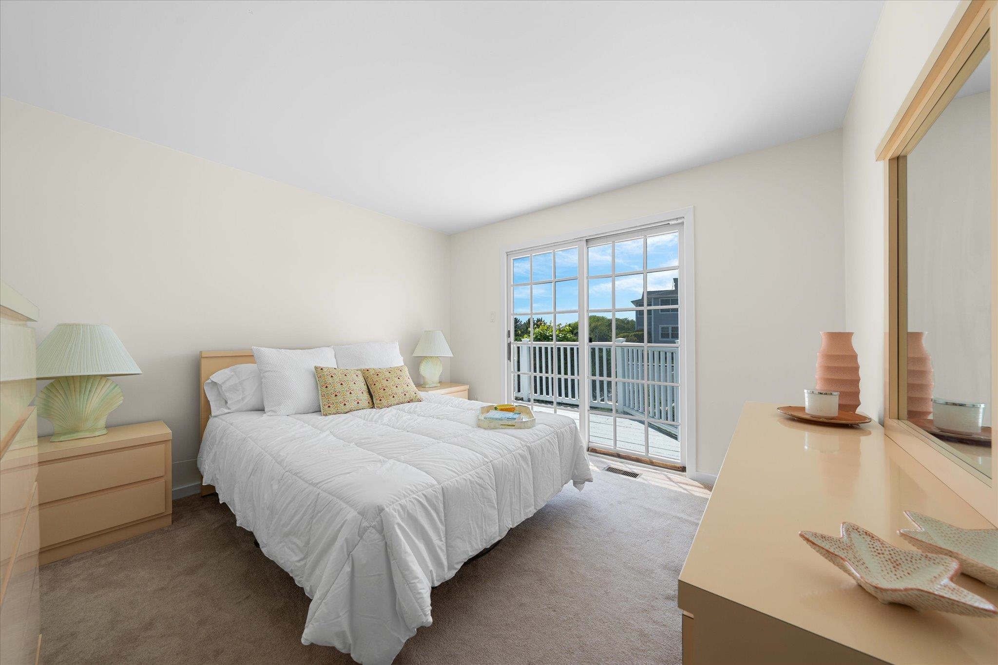 400 E Marina Court Unit: 105B
