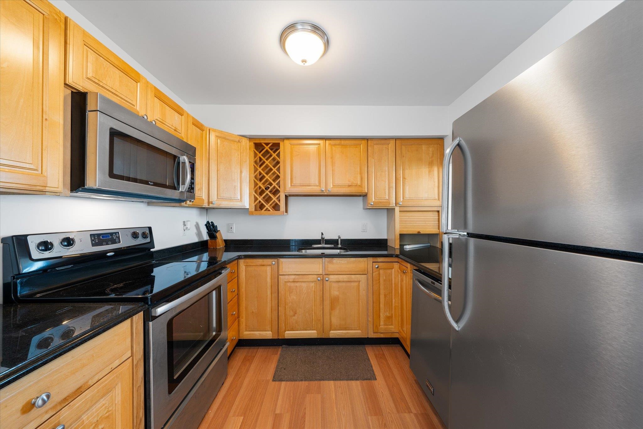 400 E Marina Court Unit: 105B