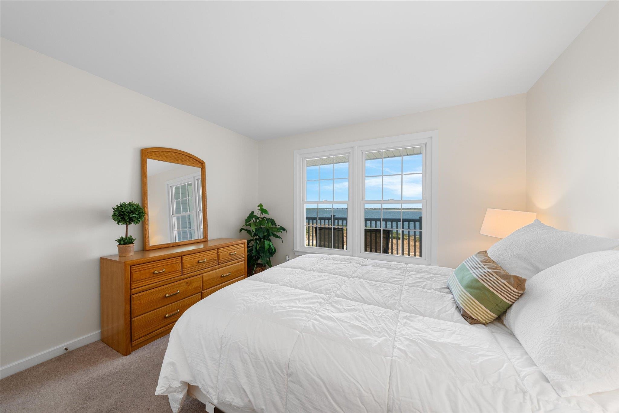 400 E Marina Court Unit: 105B