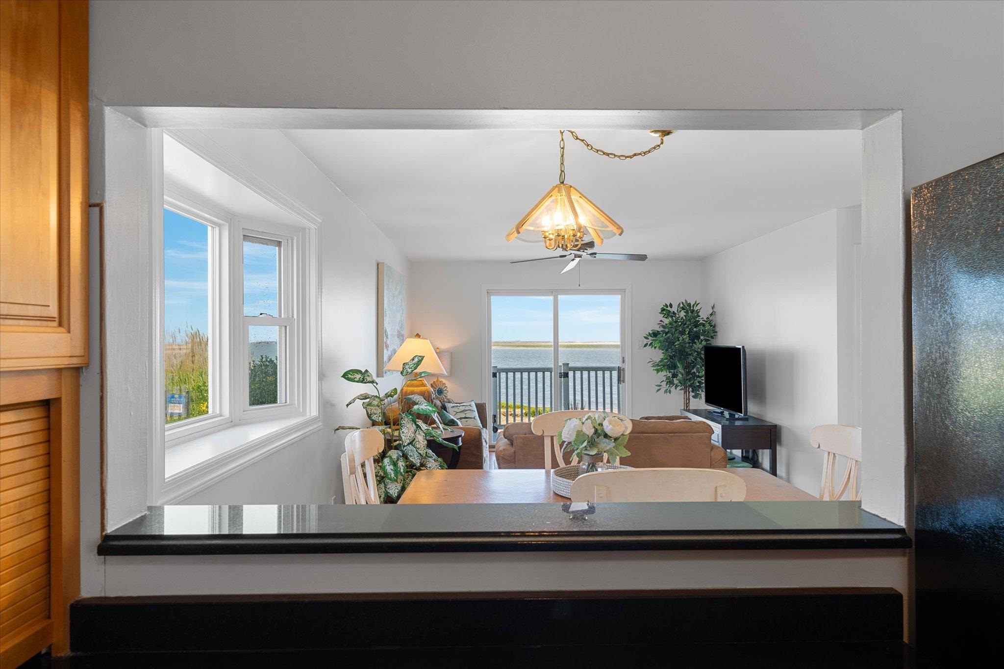 400 E Marina Court Unit: 105B