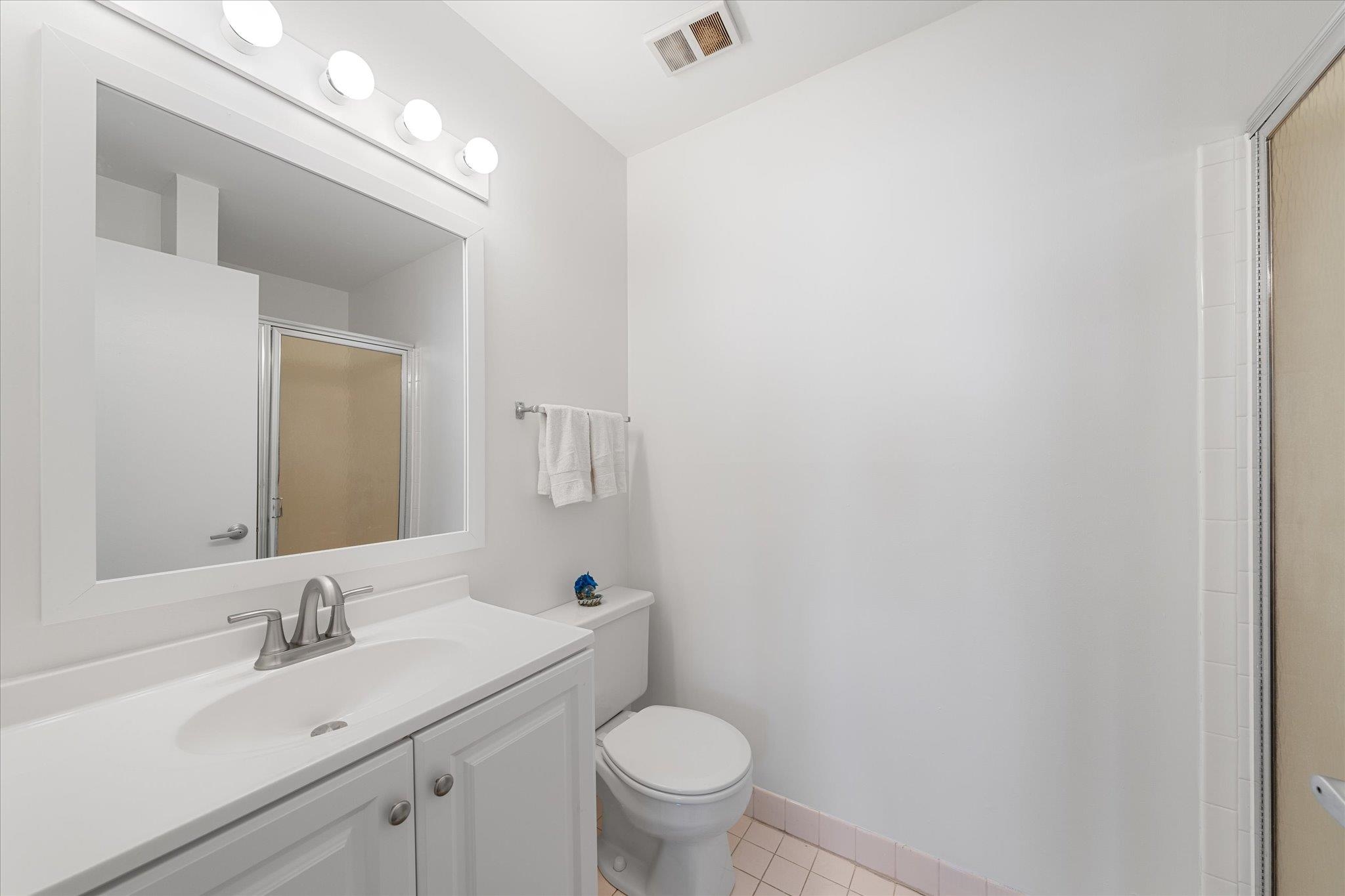 400 E Marina Court Unit: 105B