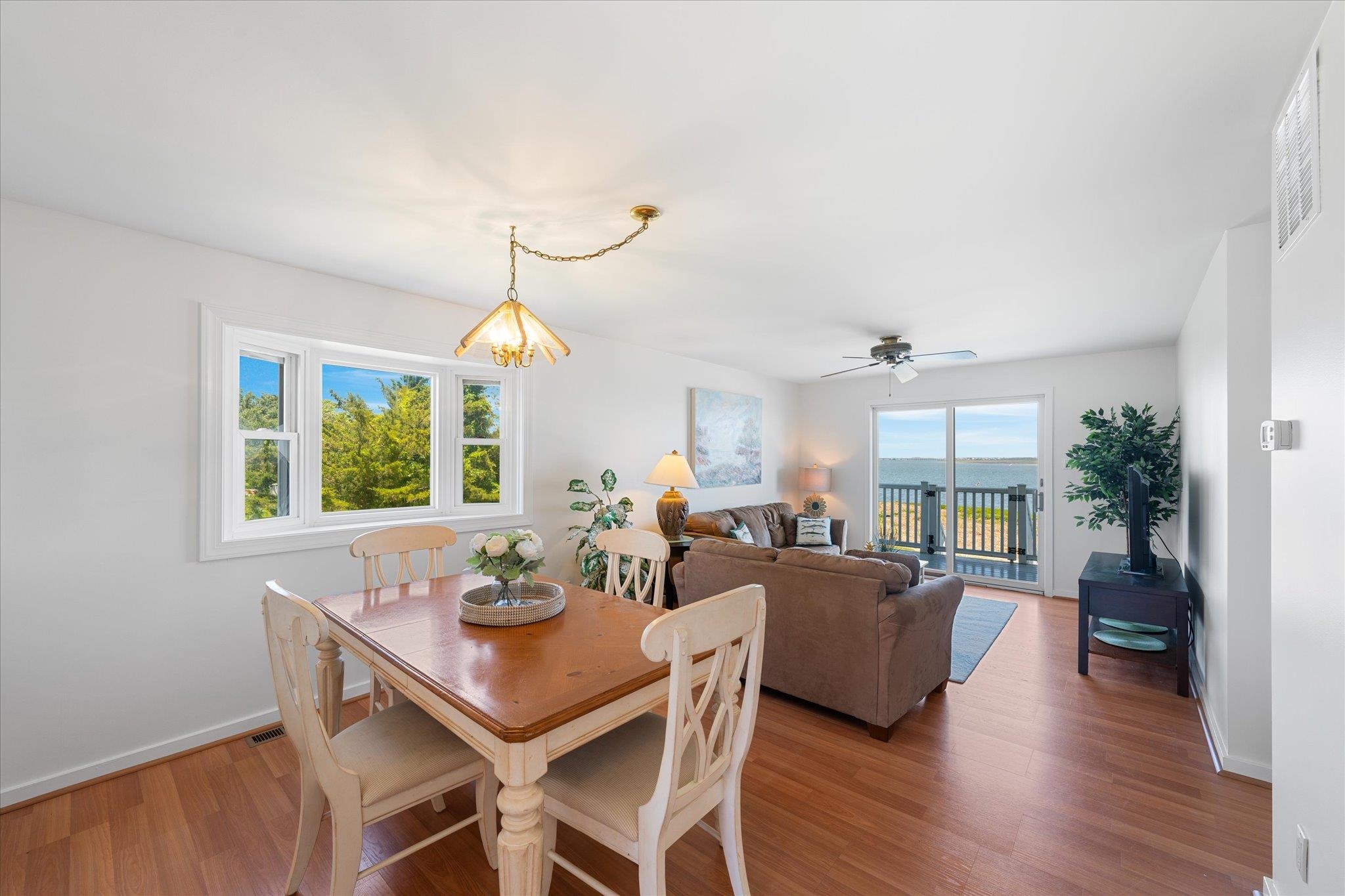 400 E Marina Court Unit: 105B