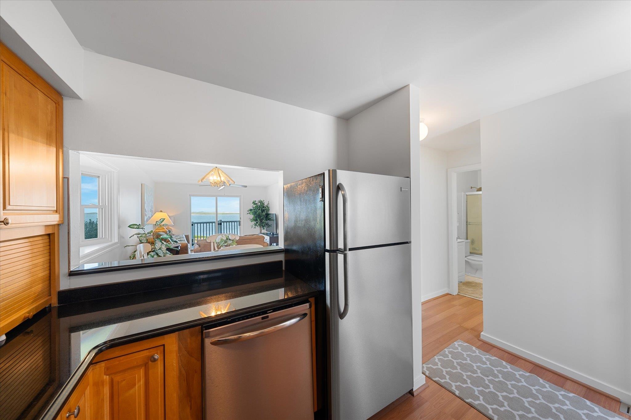 400 E Marina Court Unit: 105B
