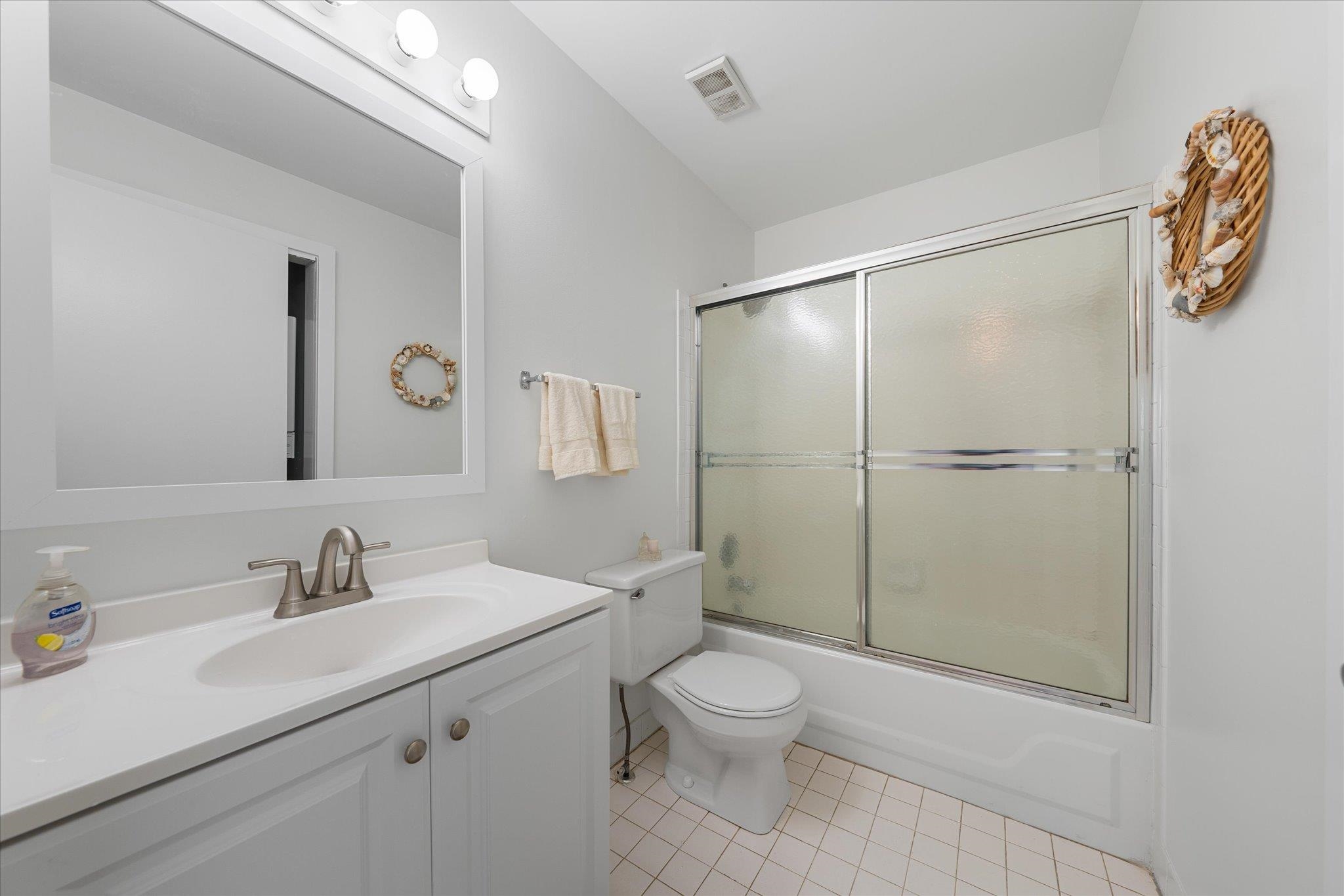 400 E Marina Court Unit: 105B