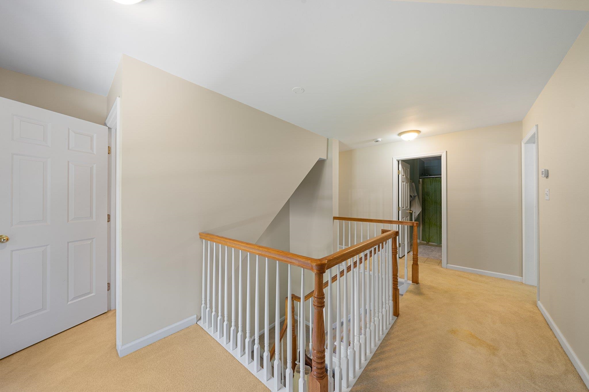 28 W Woodland Avenue