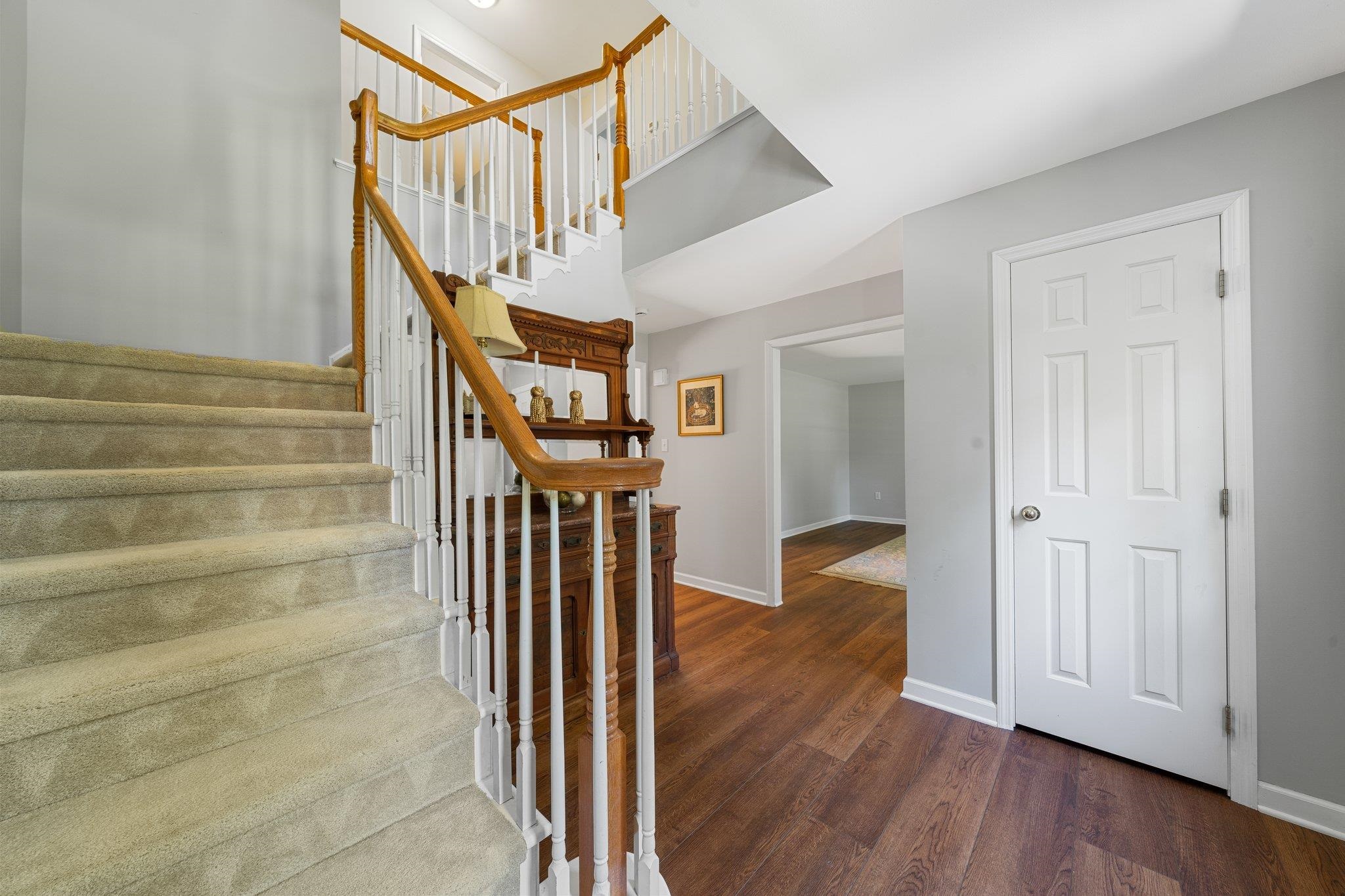 28 W Woodland Avenue