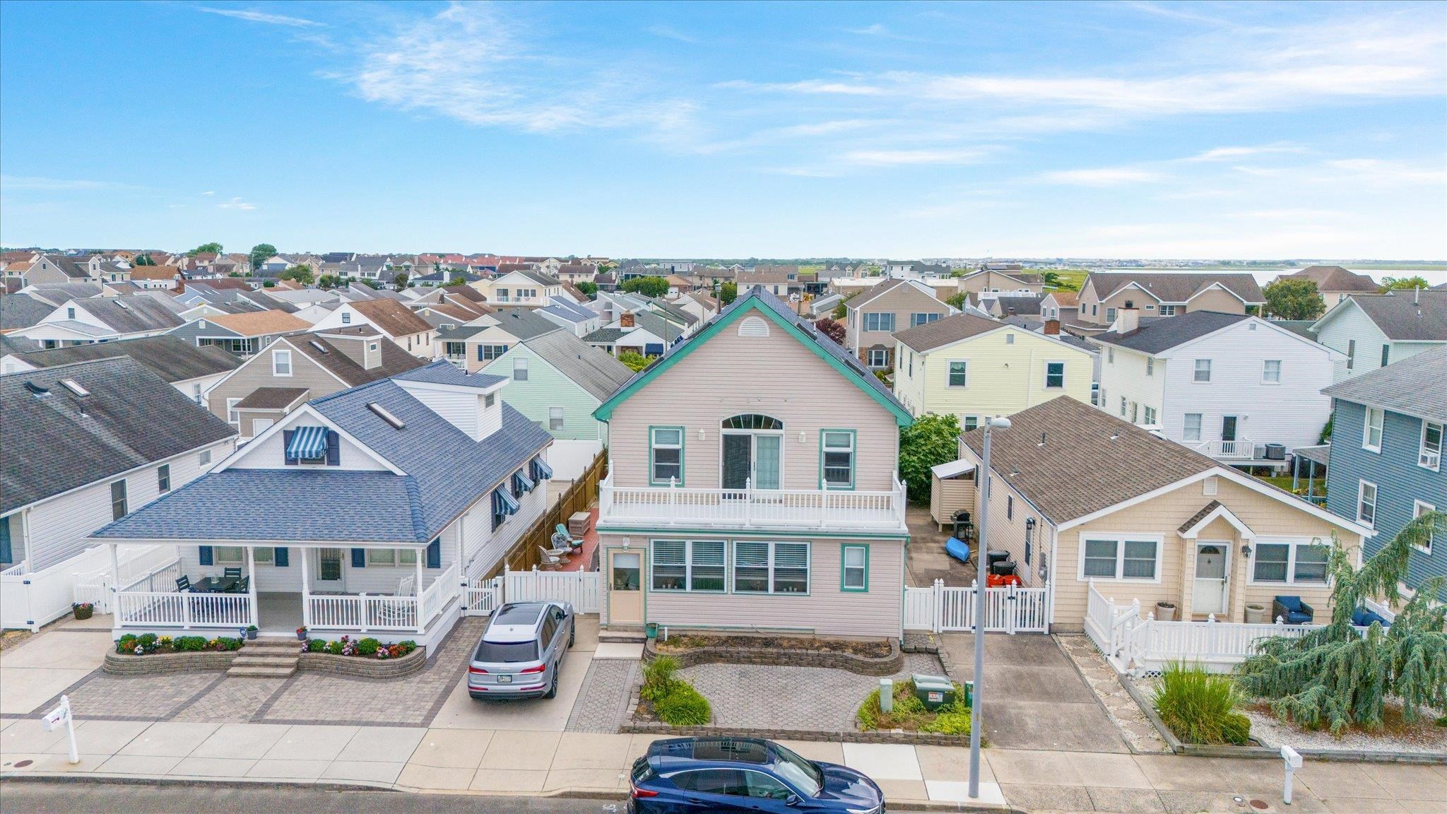 116 W Charleston Avenue