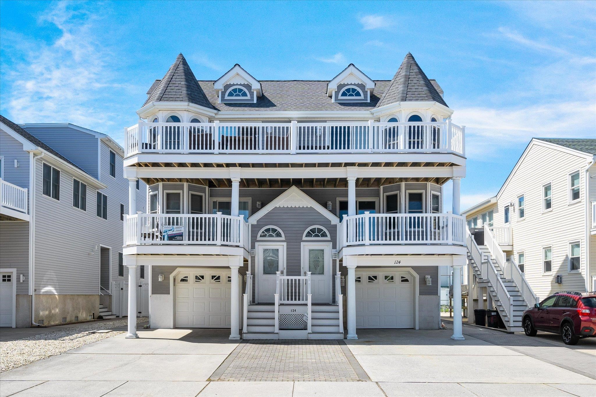 124 51st Street Unit: West