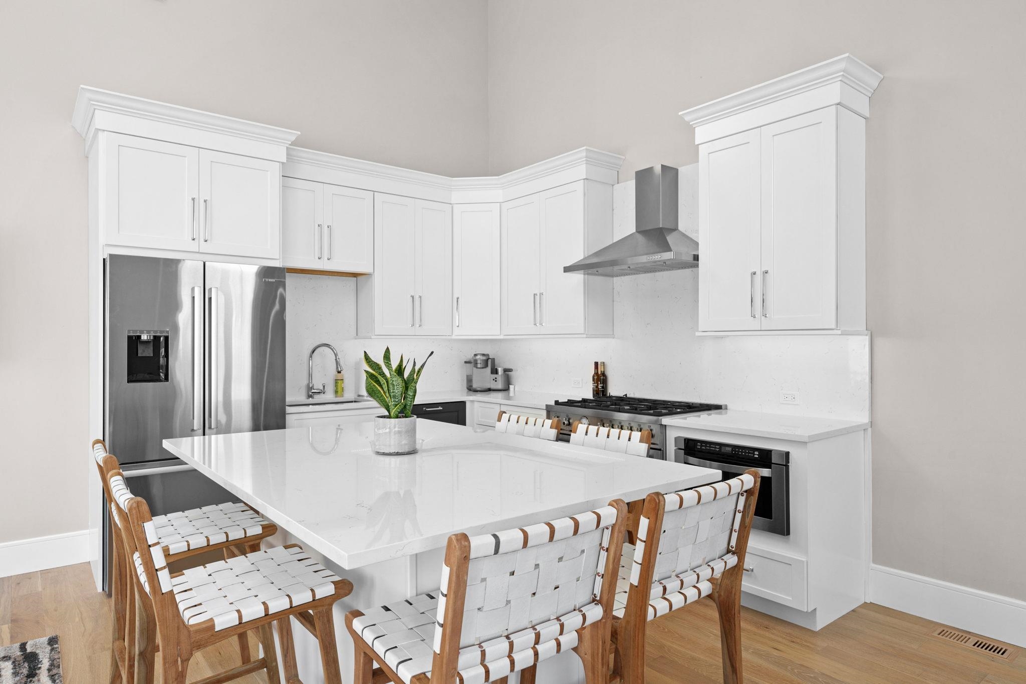 7899 Sunset Drive Unit: W