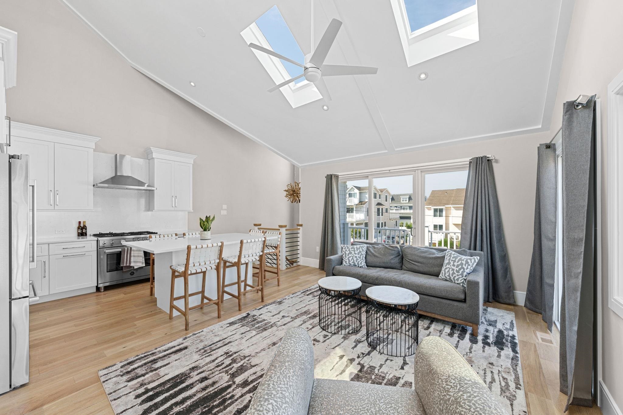 7899 Sunset Drive Unit: W