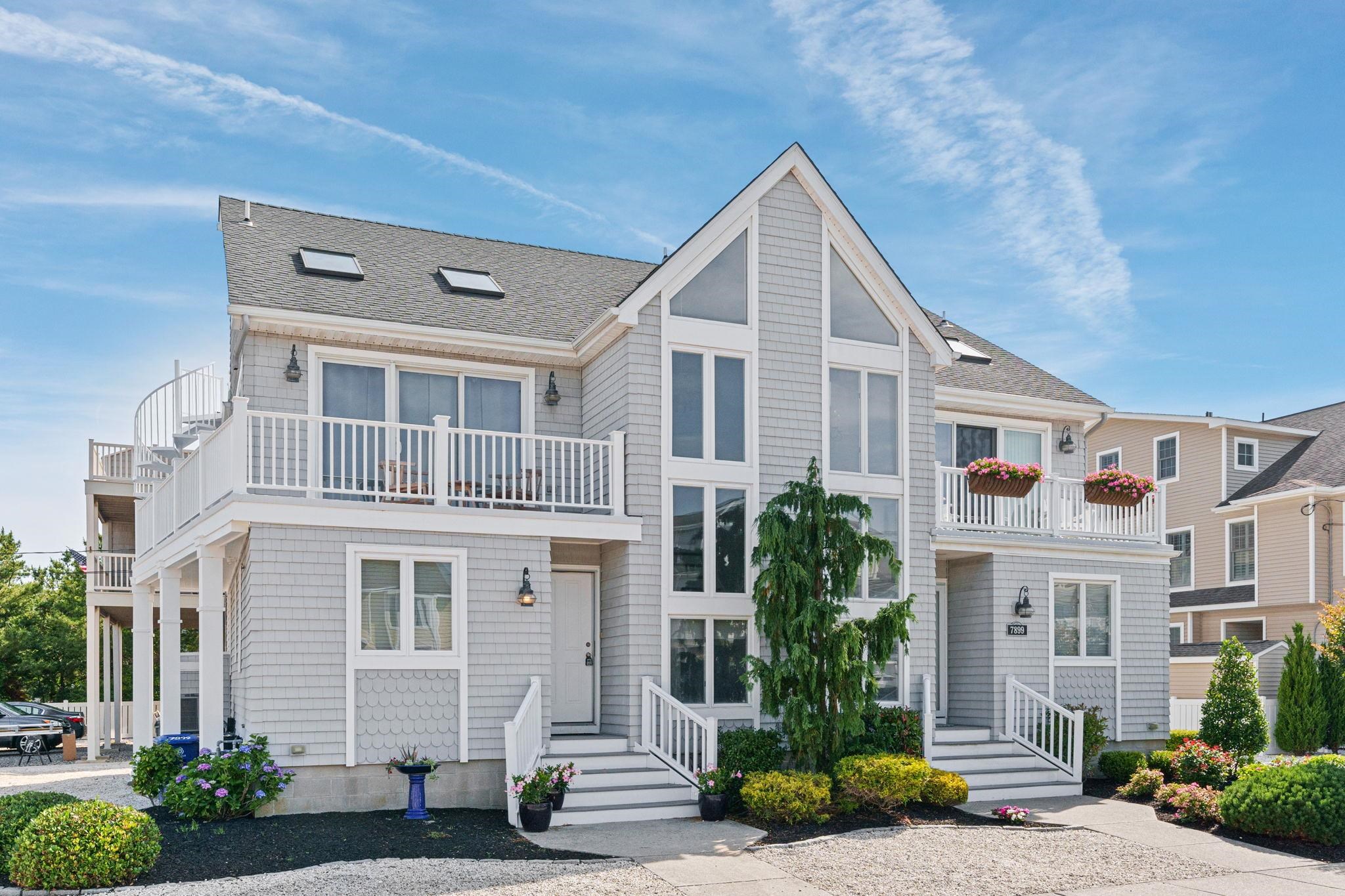 7899 Sunset Drive Unit: W