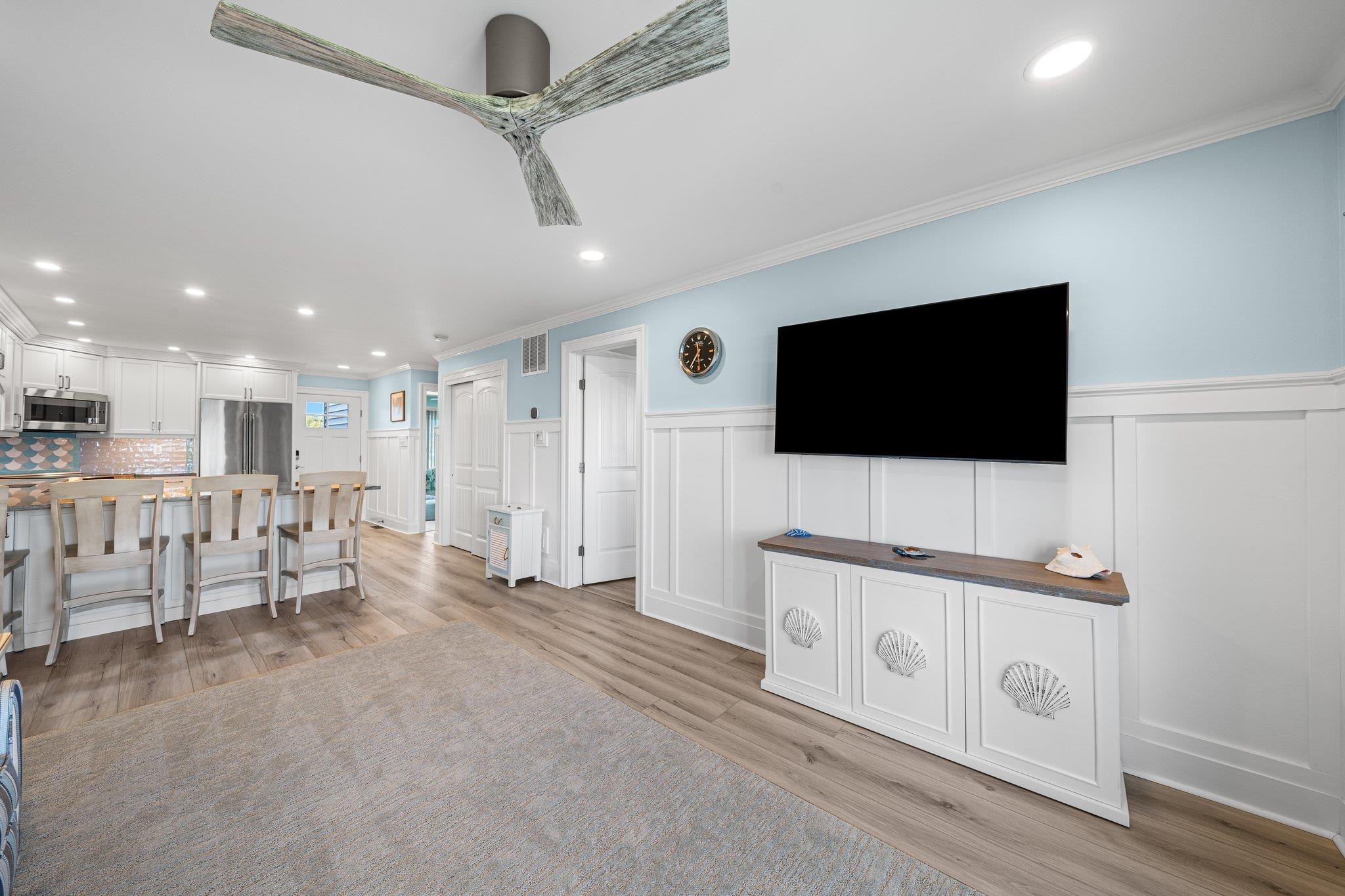 400 E Marina Court Unit: 110C