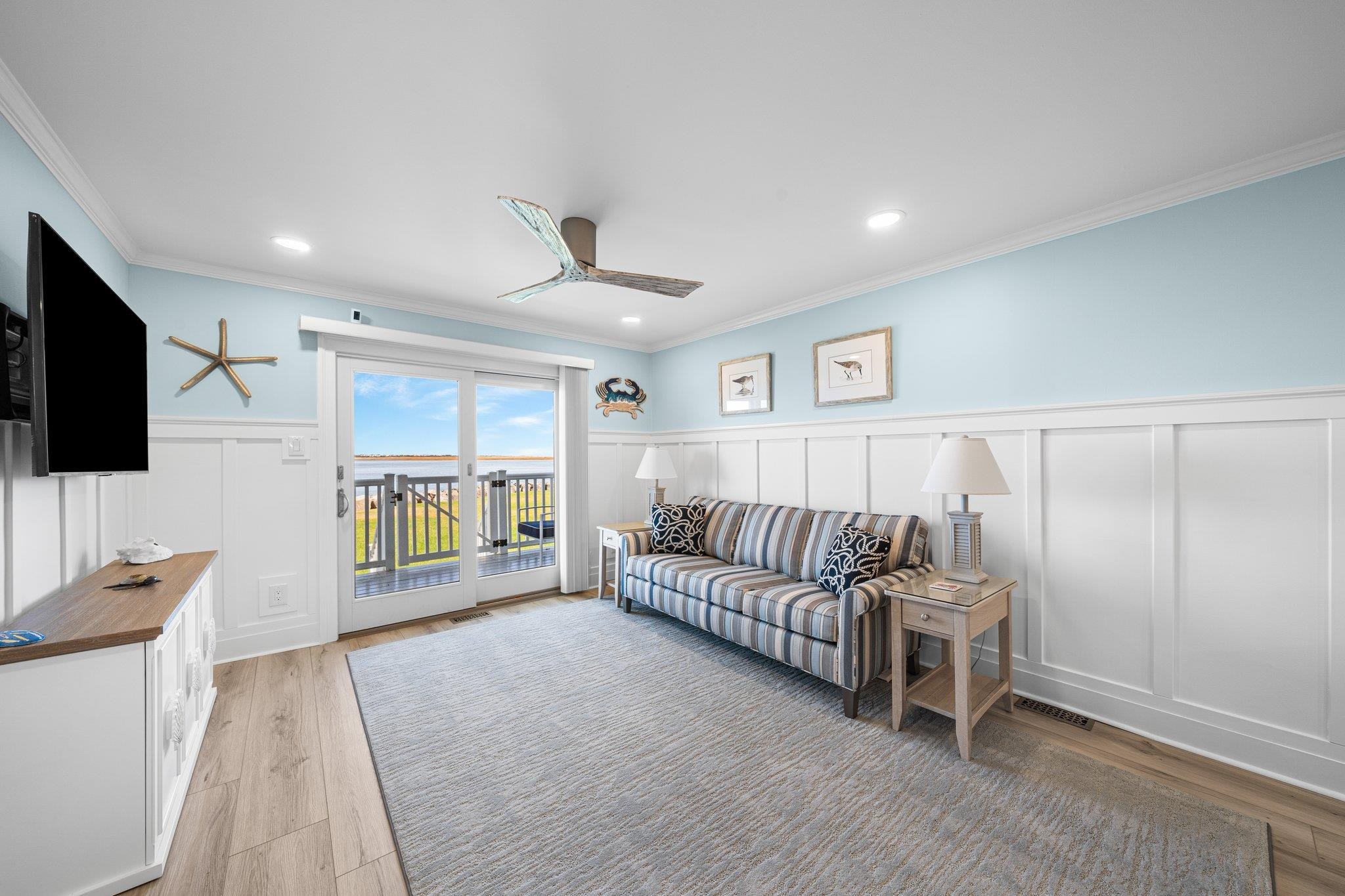 400 E Marina Court Unit: 110C
