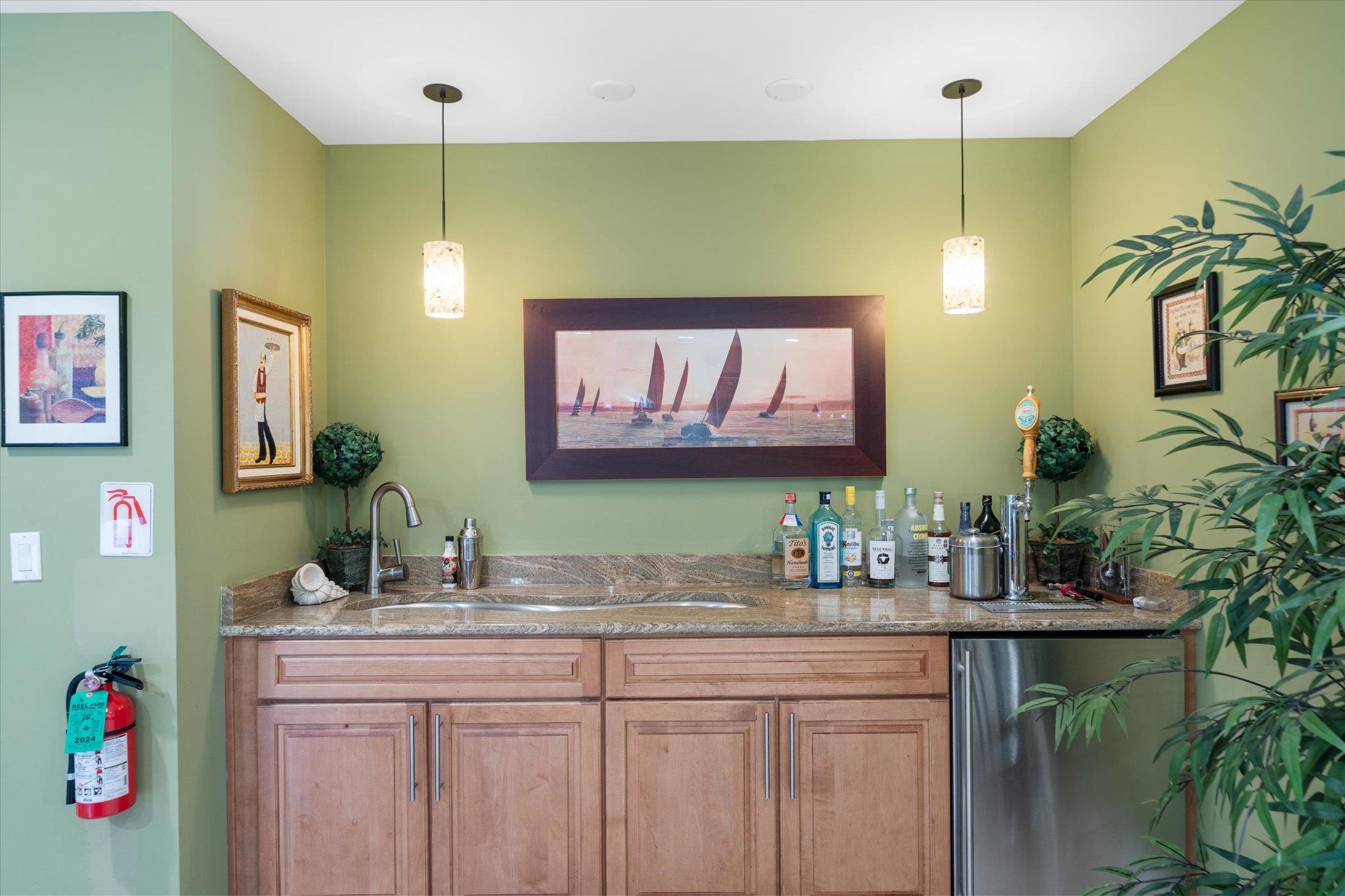 420 E Lavender Road Unit: 420