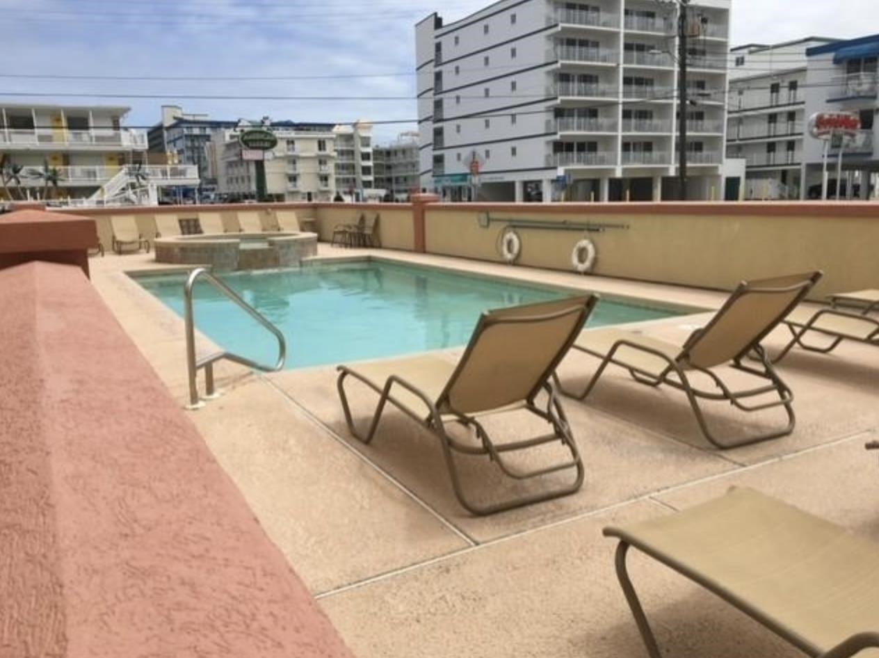 420 E Lavender Road Unit: 420