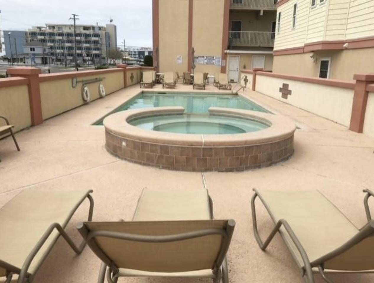 420 E Lavender Road Unit: 420