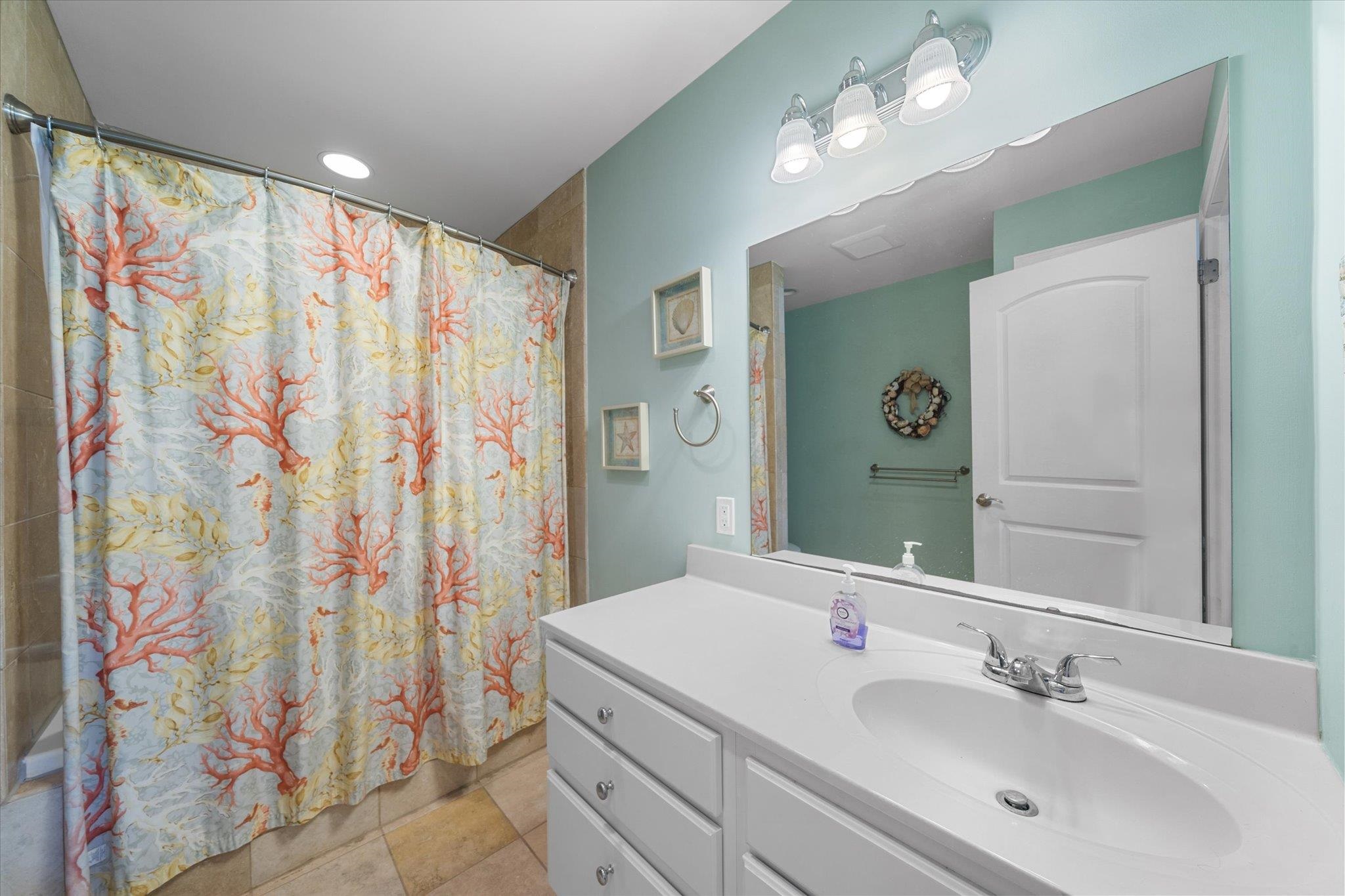 420 E Lavender Road Unit: 420