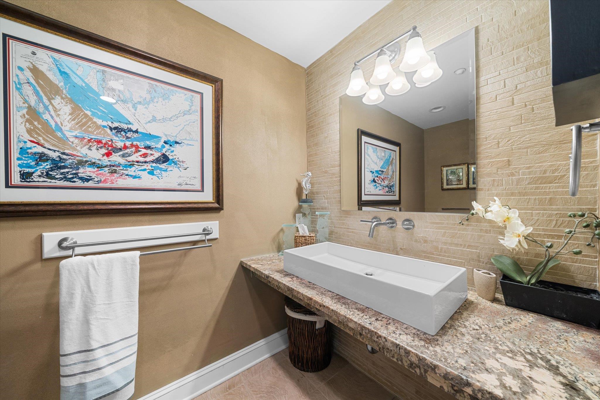 420 E Lavender Road Unit: 420