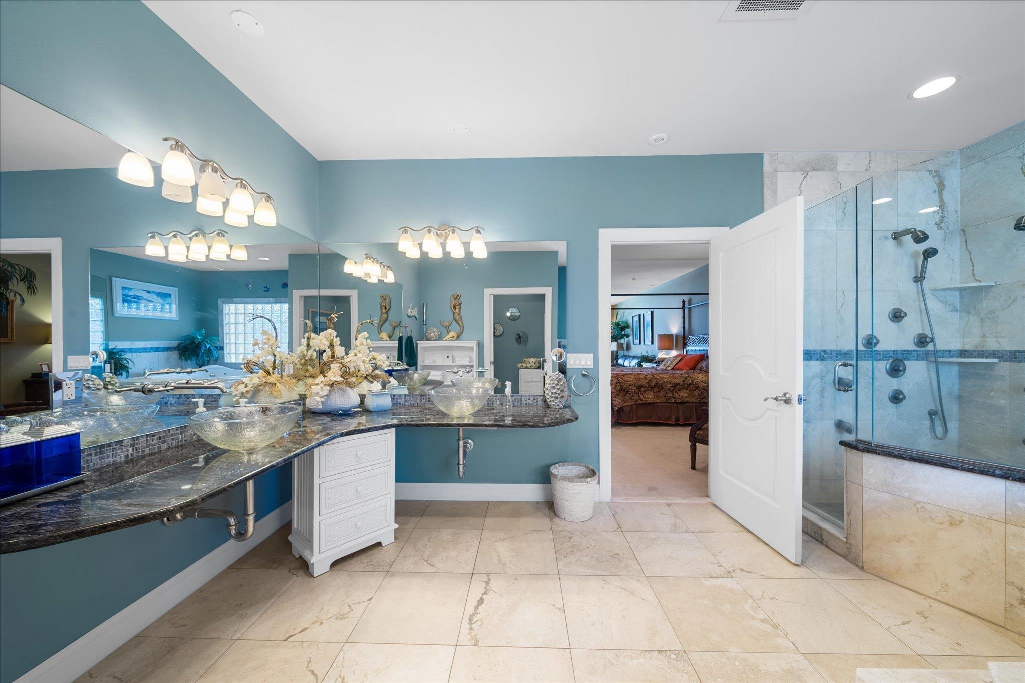 420 E Lavender Road Unit: 420