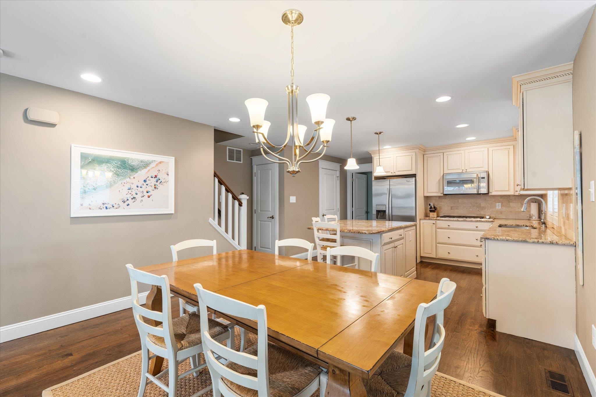 223 24th Street Unit: 223
