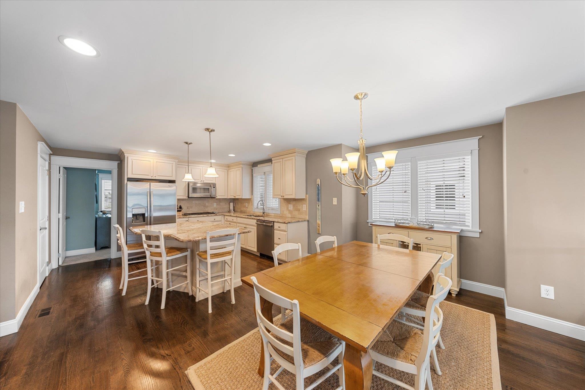 223 24th Street Unit: 223