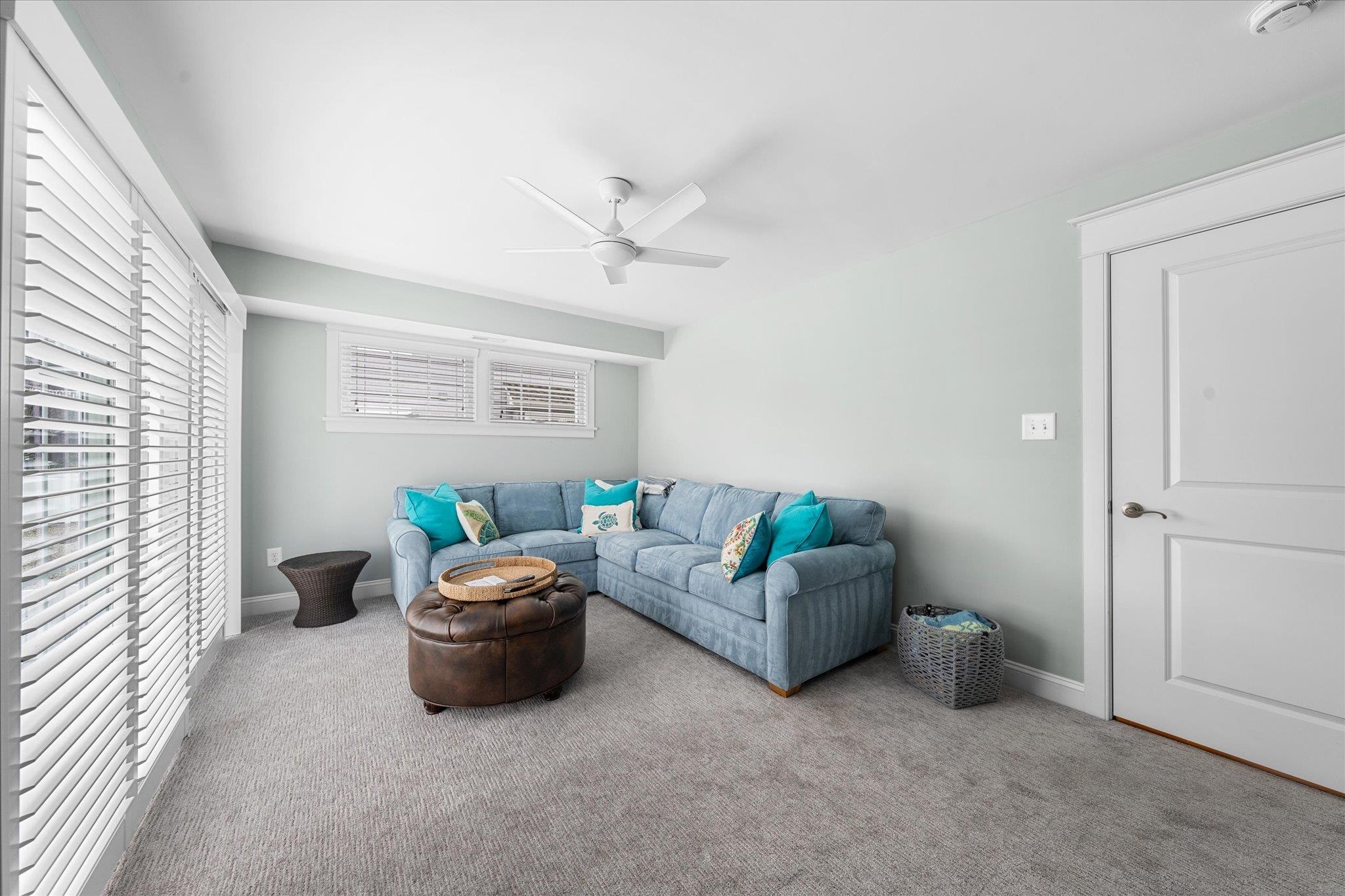 223 24th Street Unit: 223