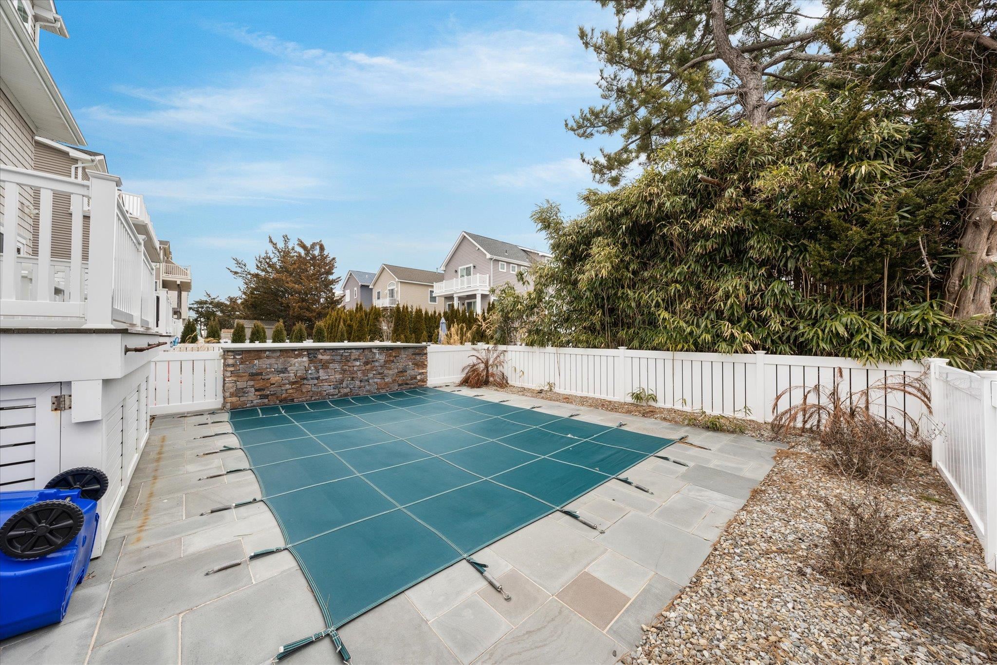 223 24th Street Unit: 223