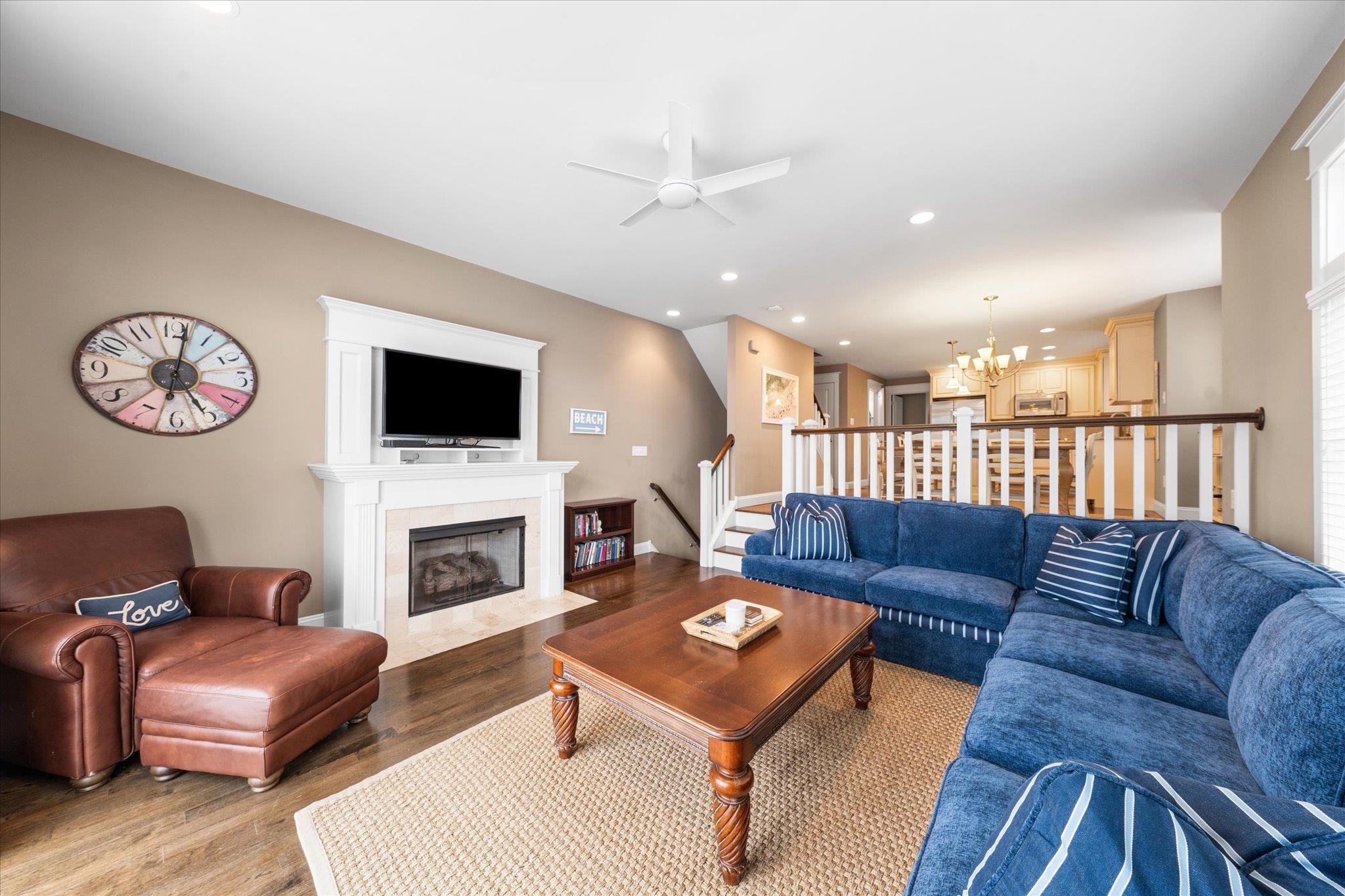 223 24th Street Unit: 223