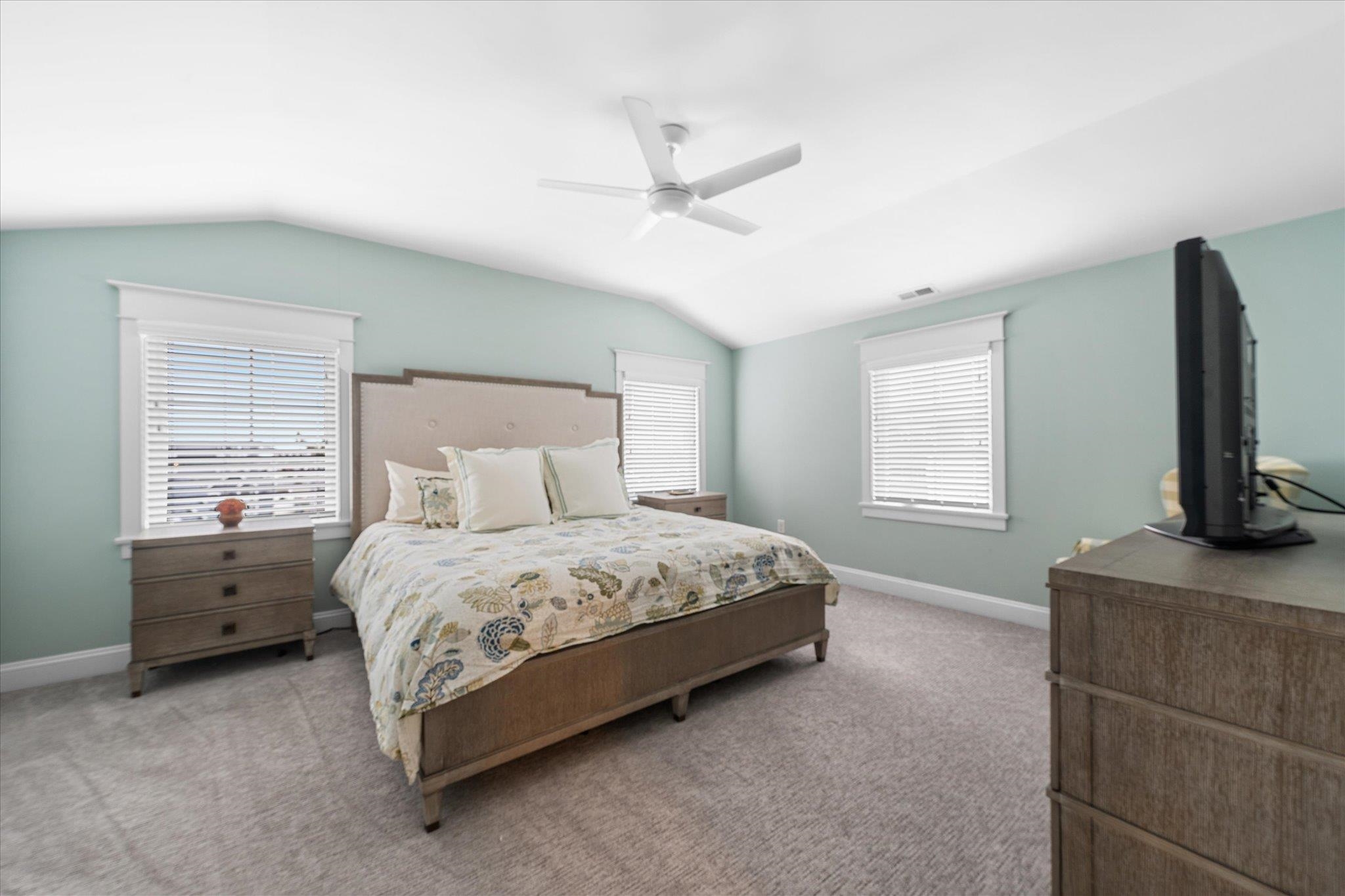 223 24th Street Unit: 223