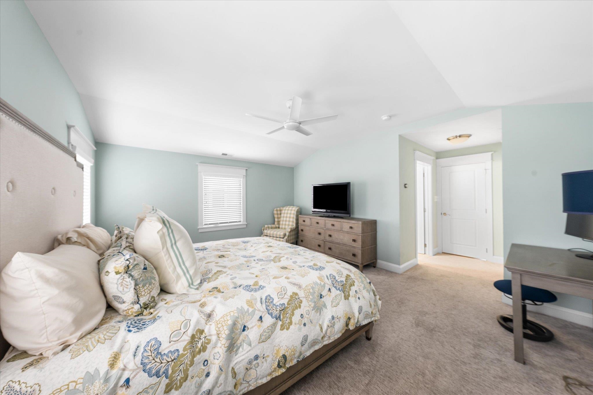 223 24th Street Unit: 223