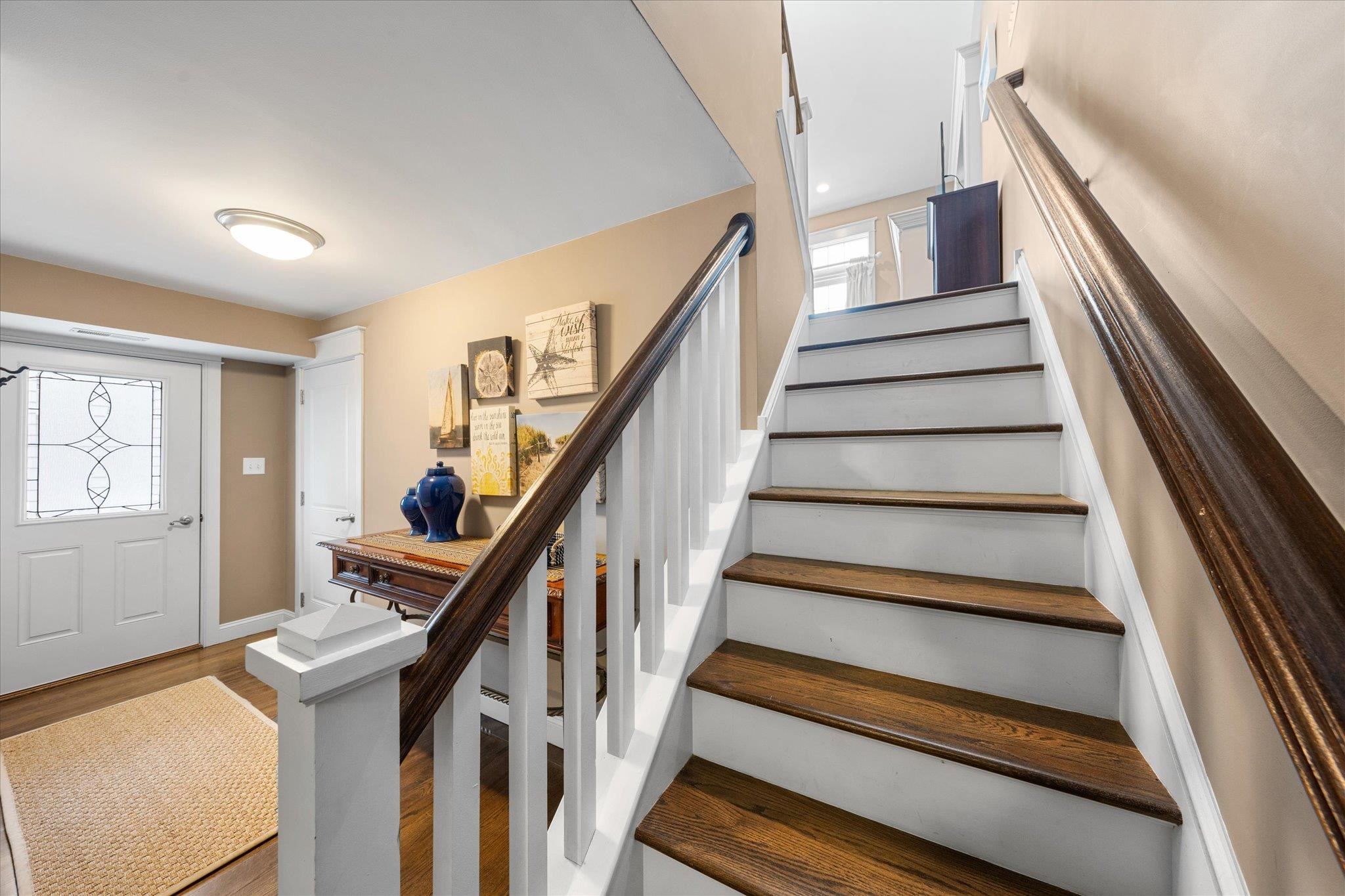 223 24th Street Unit: 223