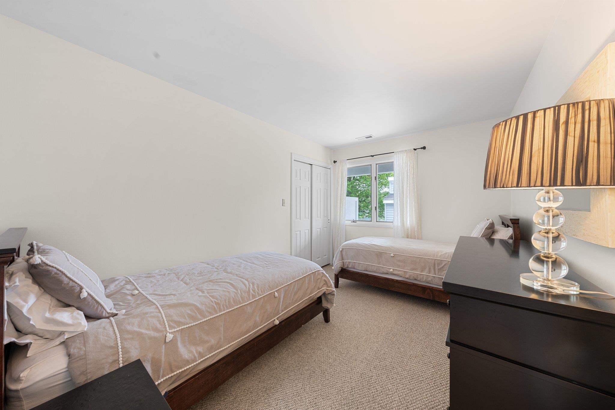 255 117th Street Unit: 2