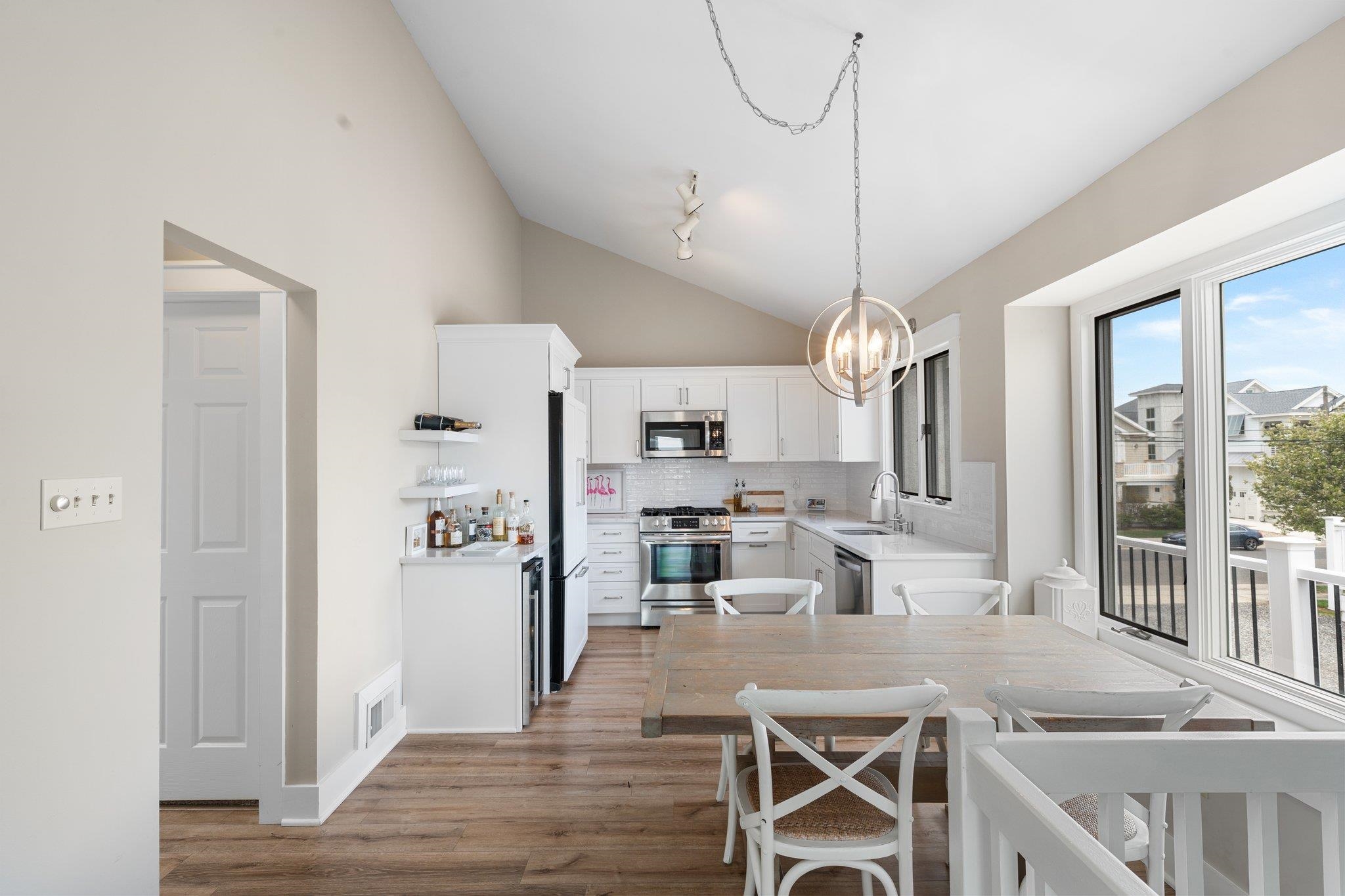 255 117th Street Unit: 2