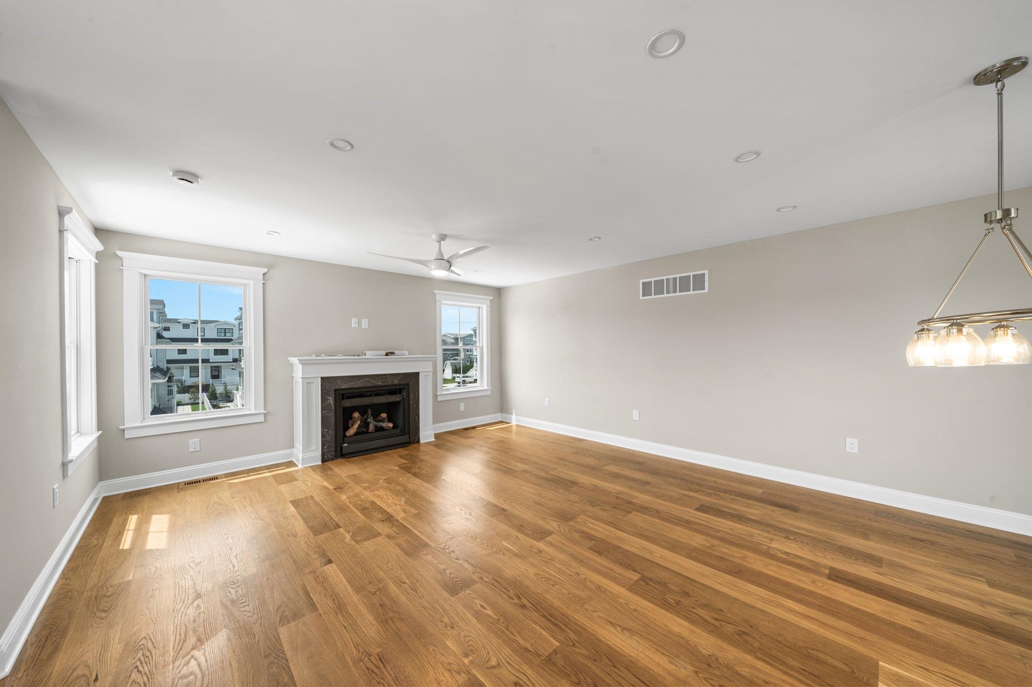 293 24th Street Unit: 293