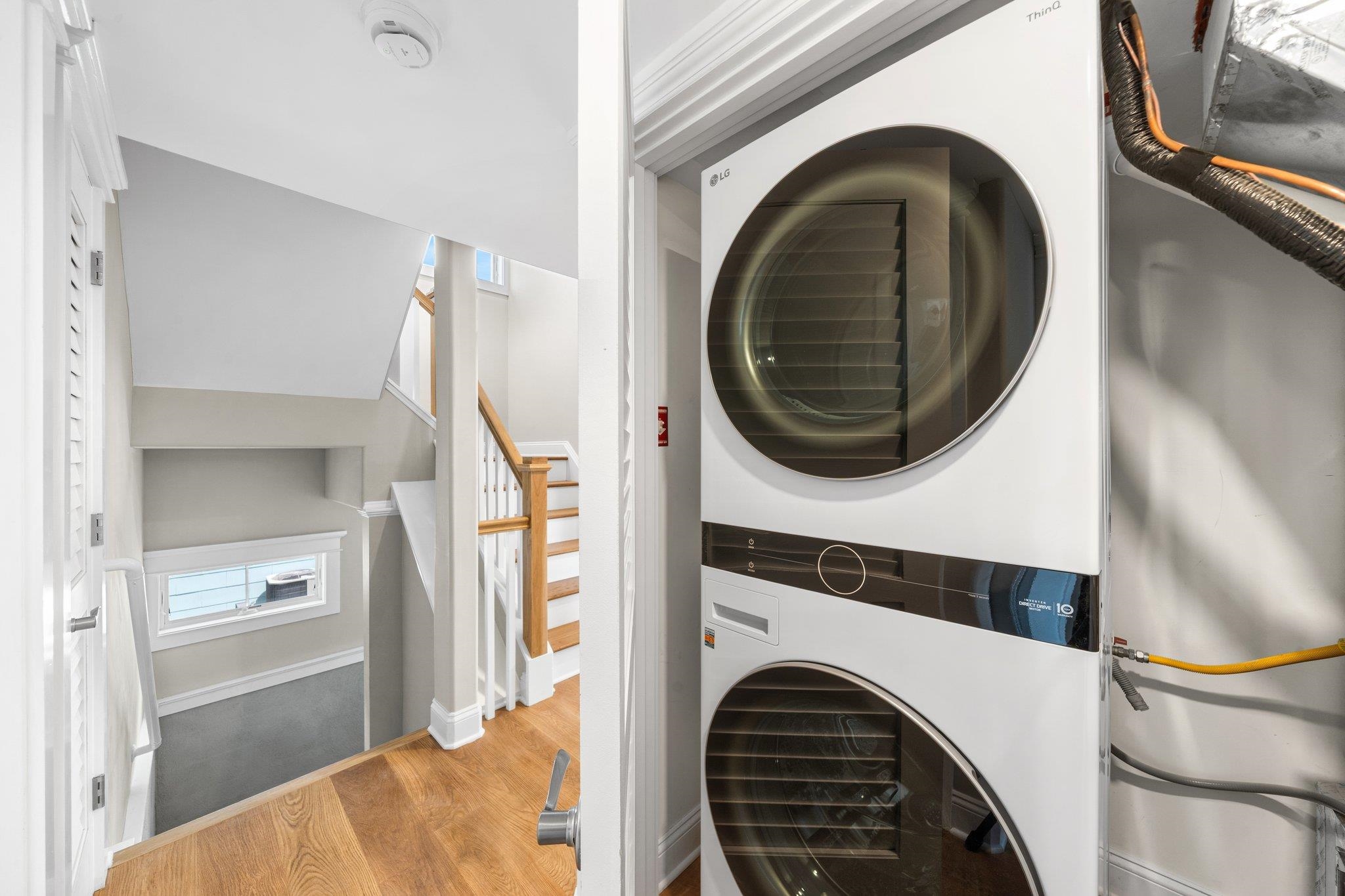 293 24th Street Unit: 293