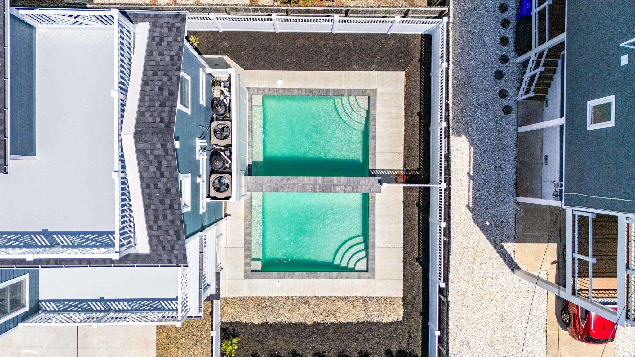 293 24th Street Unit: 293