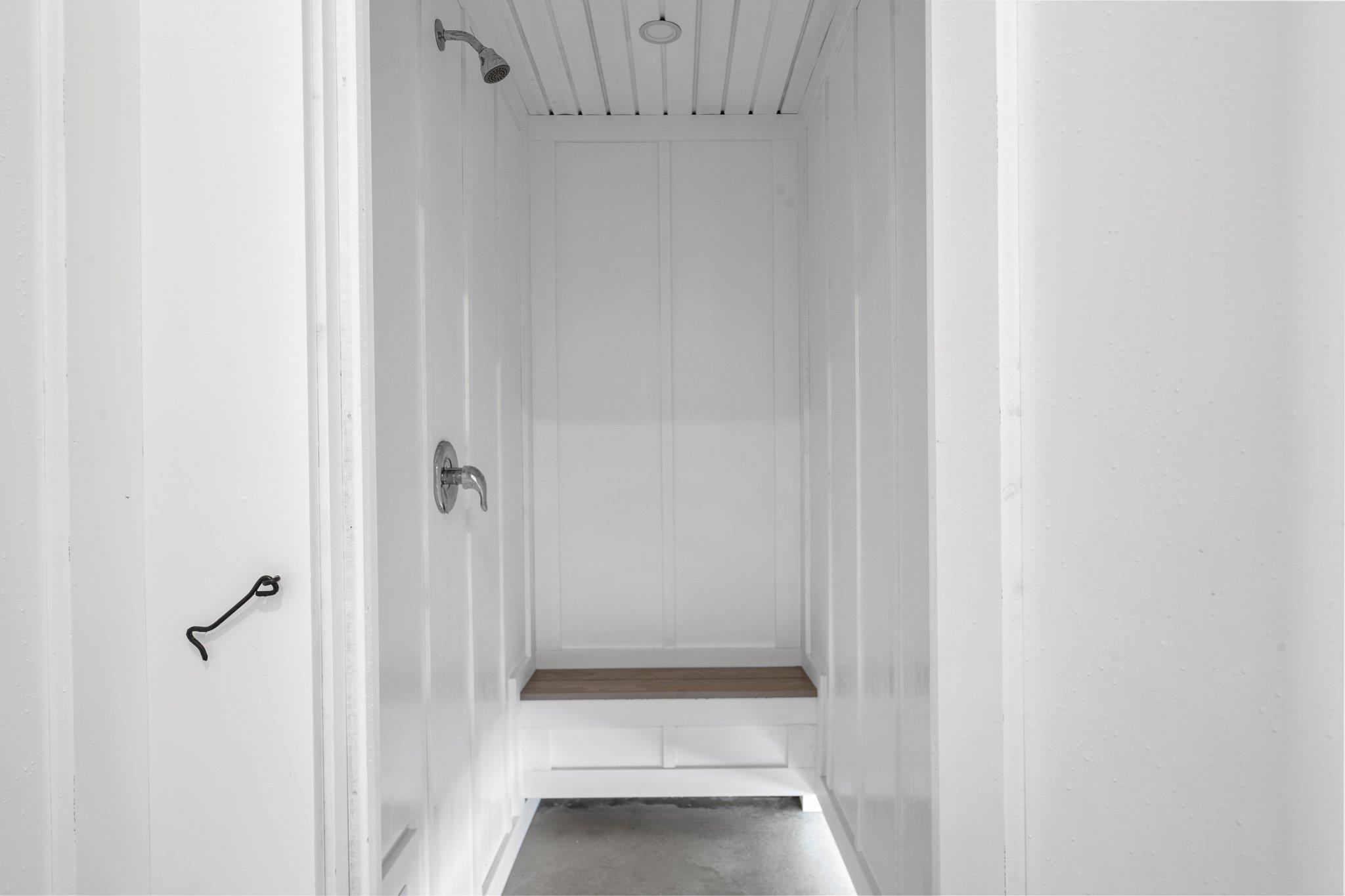 293 24th Street Unit: 293