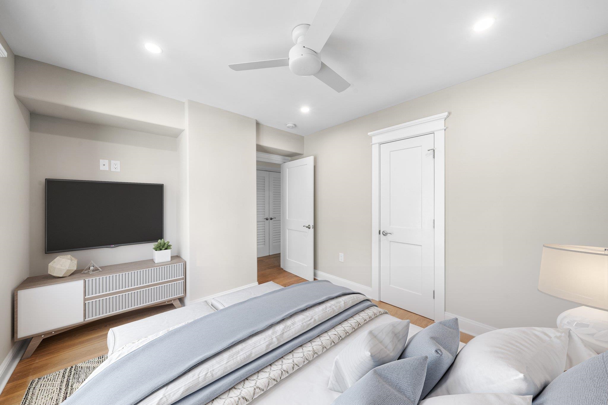 293 24th Street Unit: 293